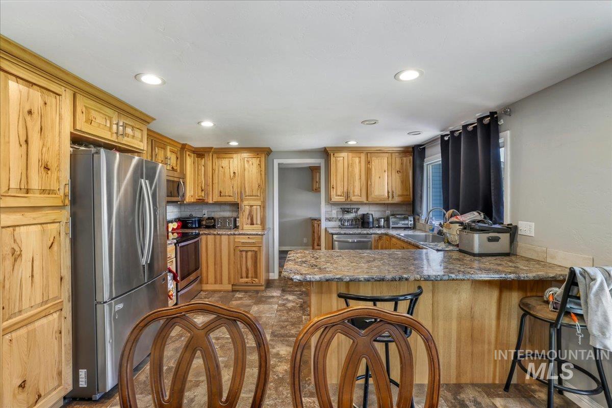 401 18th STREET, Rupert, Idaho 83350, 5 Bedrooms, 3 Bathrooms, Residential For Sale, Price $375,000,MLS 98973587