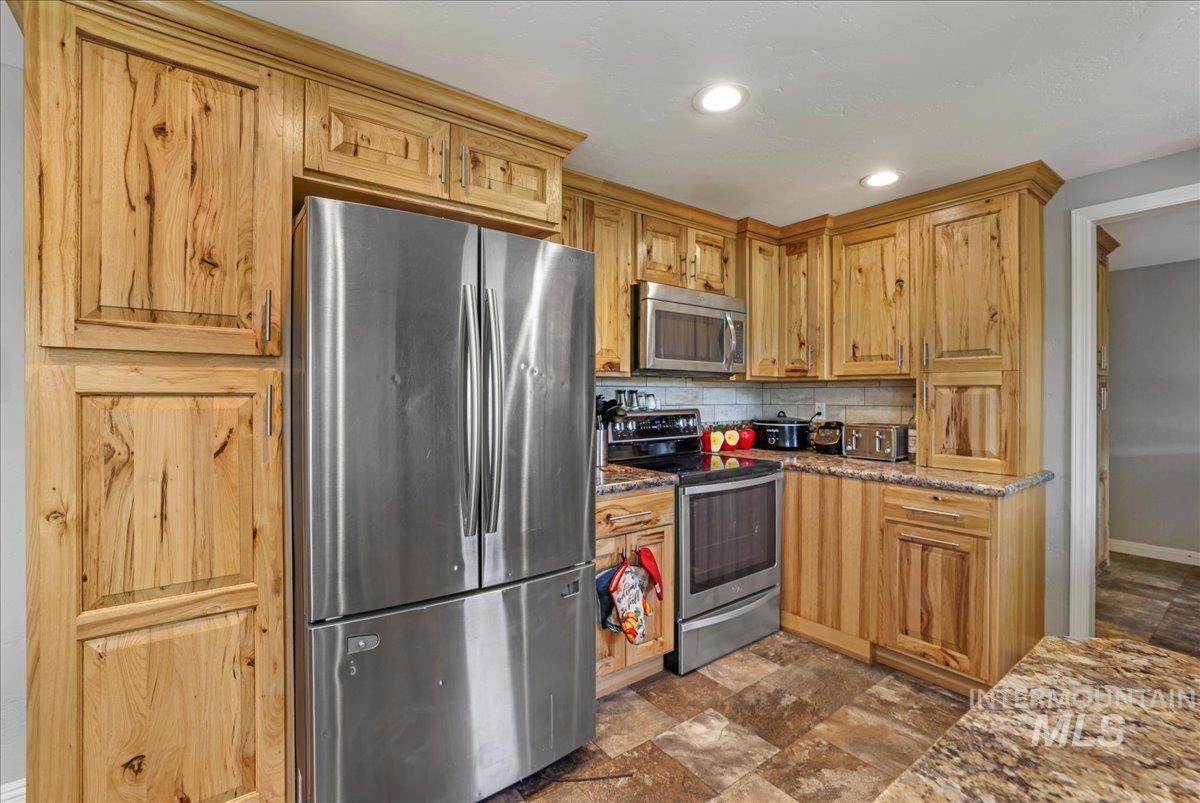 401 18th STREET, Rupert, Idaho 83350, 5 Bedrooms, 3 Bathrooms, Residential For Sale, Price $375,000,MLS 98973587