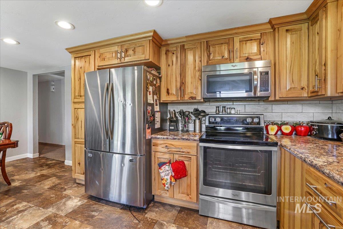 401 18th STREET, Rupert, Idaho 83350, 5 Bedrooms, 3 Bathrooms, Residential For Sale, Price $375,000,MLS 98973587