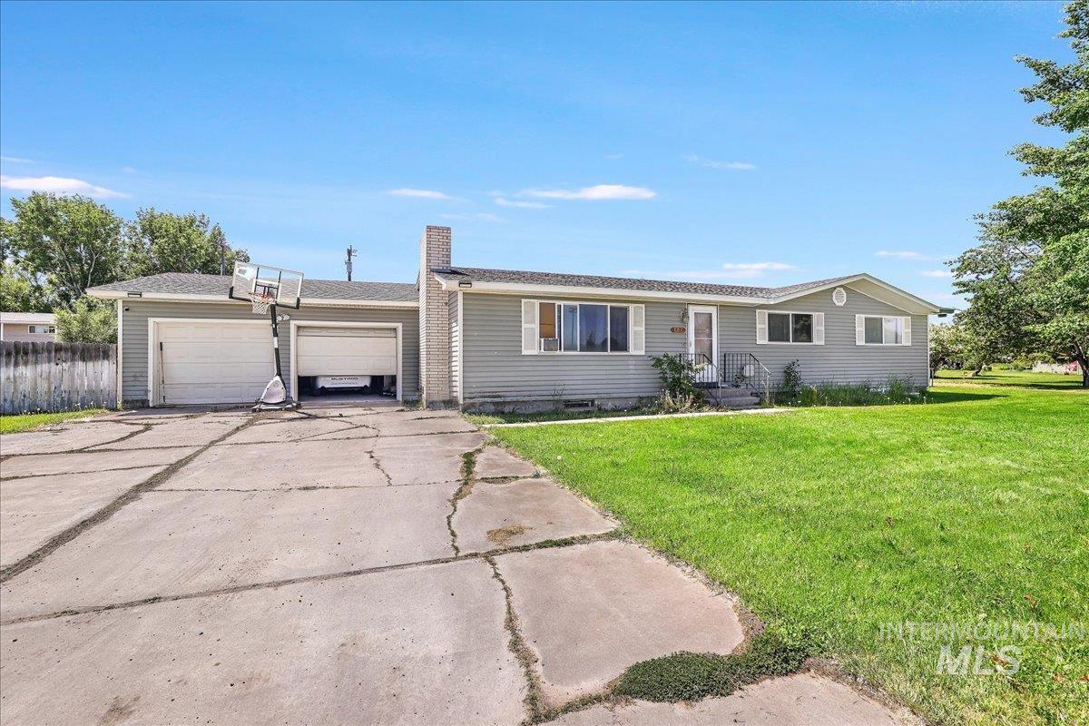 401 18th STREET, Rupert, Idaho 83350, 5 Bedrooms, 3 Bathrooms, Residential For Sale, Price $375,000,MLS 98973587