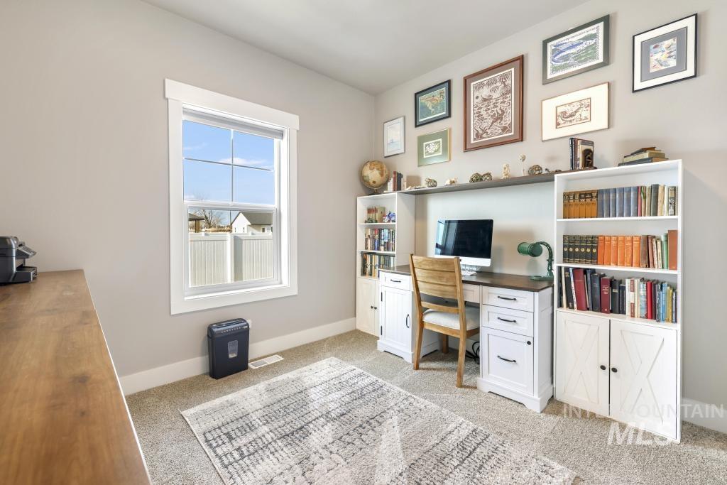 1020 13th Street, Rupert, Idaho 83350, 3 Bedrooms, 2 Bathrooms, Residential For Sale, Price $365,000,MLS 98973588