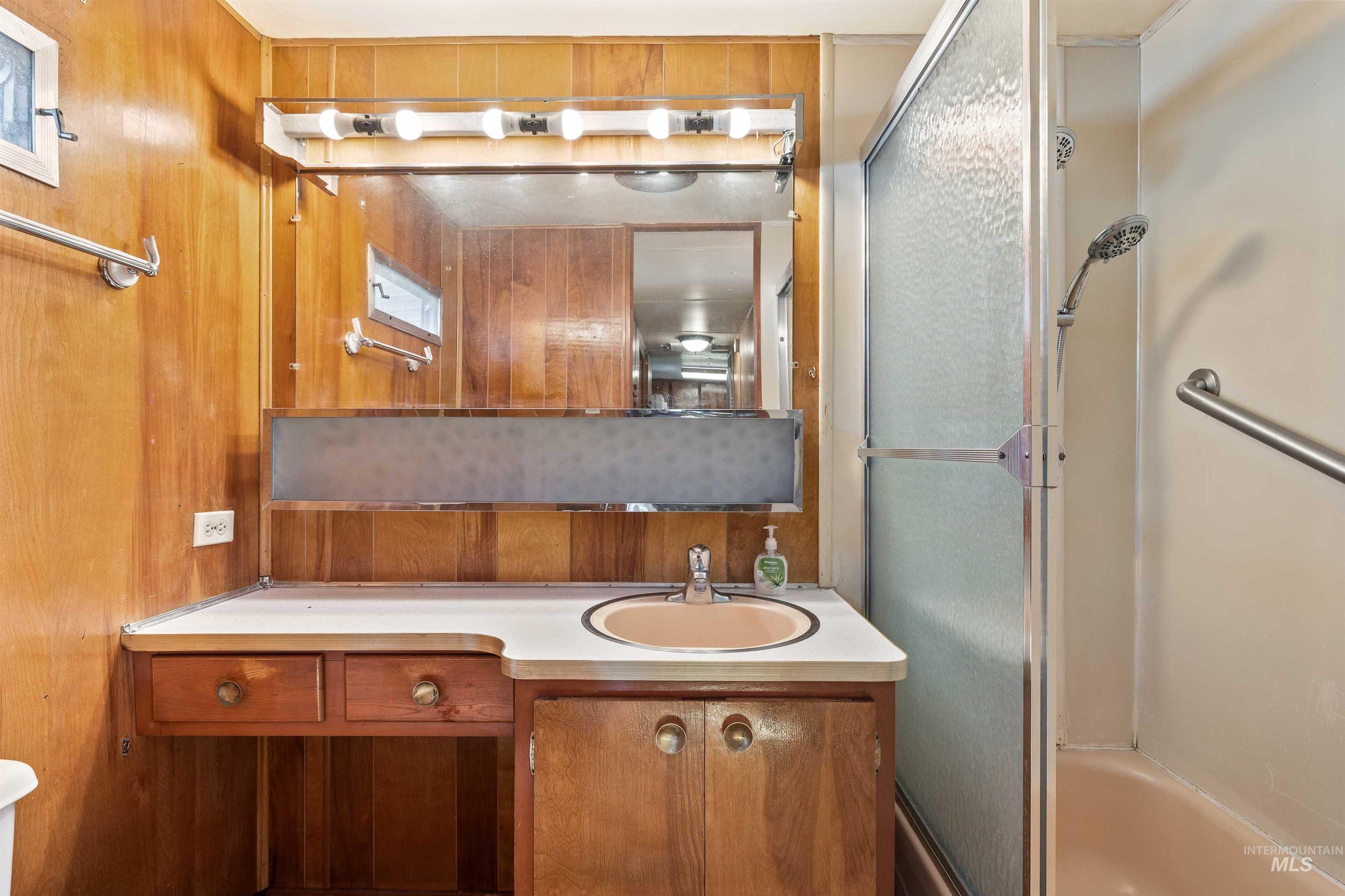 419 Fruitland Ave, Buhl, Idaho 83316, 2 Bedrooms, 1.5 Bathrooms, Residential For Sale, Price $54,500,MLS 98973590