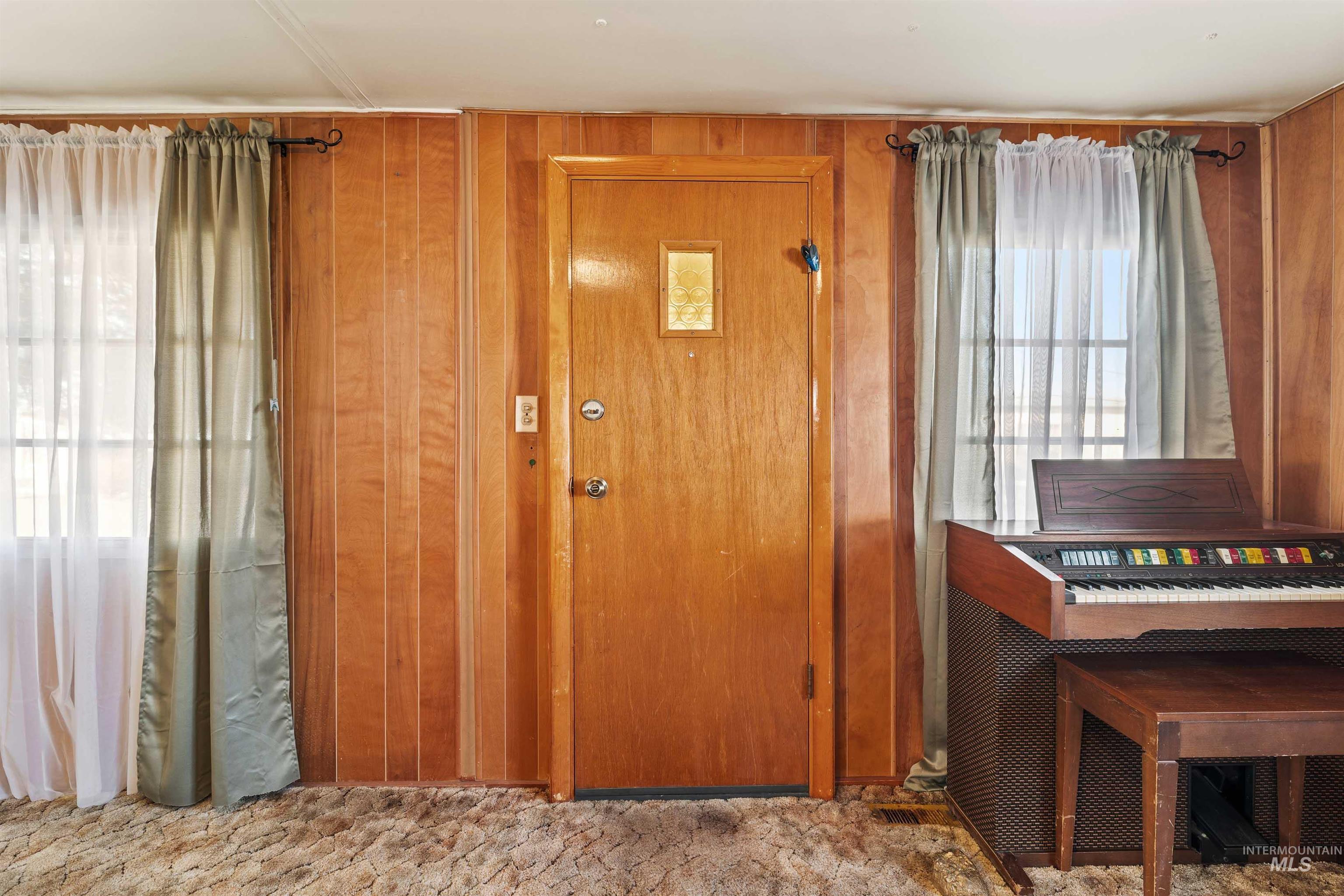 419 Fruitland Ave, Buhl, Idaho 83316, 2 Bedrooms, 1.5 Bathrooms, Residential For Sale, Price $54,500,MLS 98973590