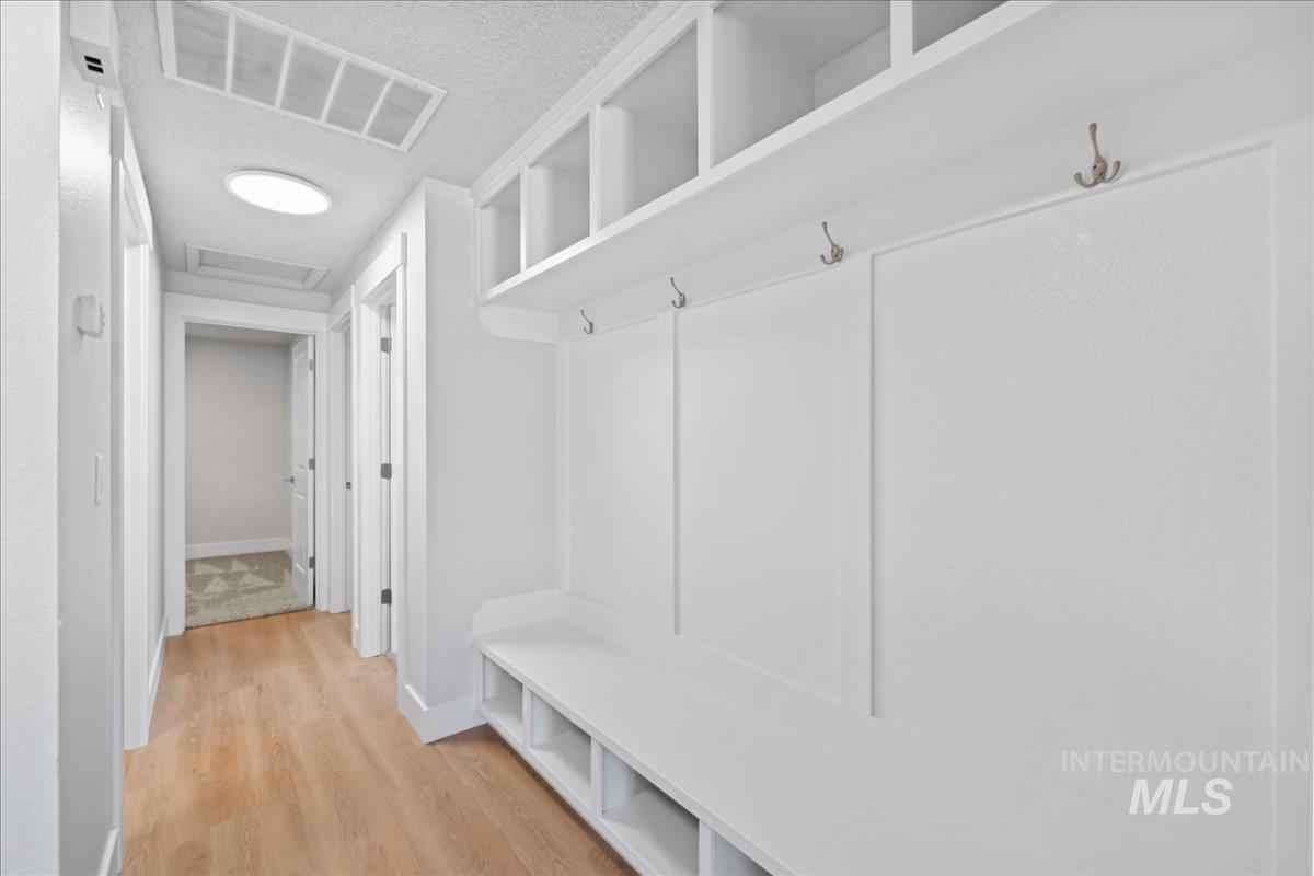 1309 W Maple Ave, Meridian, Idaho 83642, 4 Bedrooms, 2 Bathrooms, Residential For Sale, Price $484,900,MLS 98973592