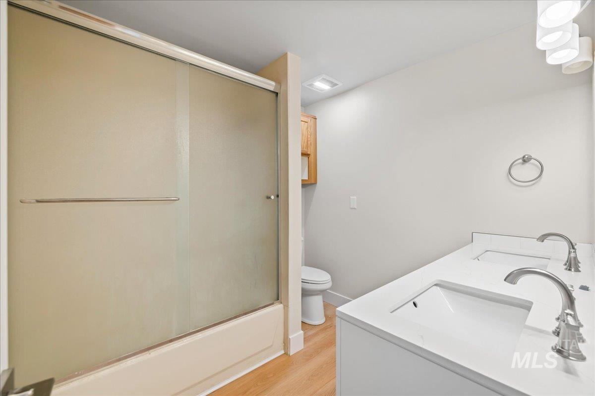 1309 W Maple Ave, Meridian, Idaho 83642, 4 Bedrooms, 2 Bathrooms, Residential For Sale, Price $484,900,MLS 98973592