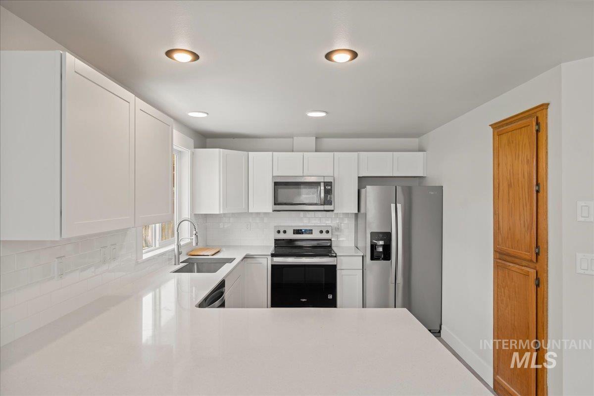 1309 W Maple Ave, Meridian, Idaho 83642, 4 Bedrooms, 2 Bathrooms, Residential For Sale, Price $484,900,MLS 98973592