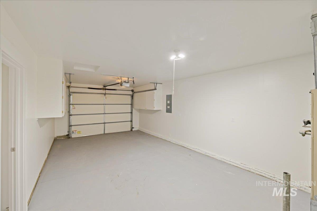 1309 W Maple Ave, Meridian, Idaho 83642, 4 Bedrooms, 2 Bathrooms, Residential For Sale, Price $484,900,MLS 98973592