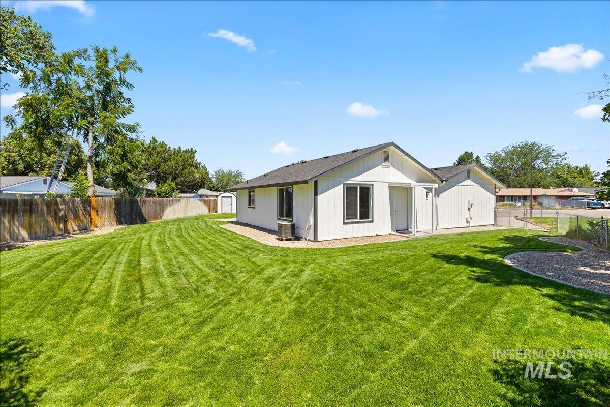 1309 W Maple Ave, Meridian, Idaho 83642, 4 Bedrooms, 2 Bathrooms, Residential For Sale, Price $484,900,MLS 98973592