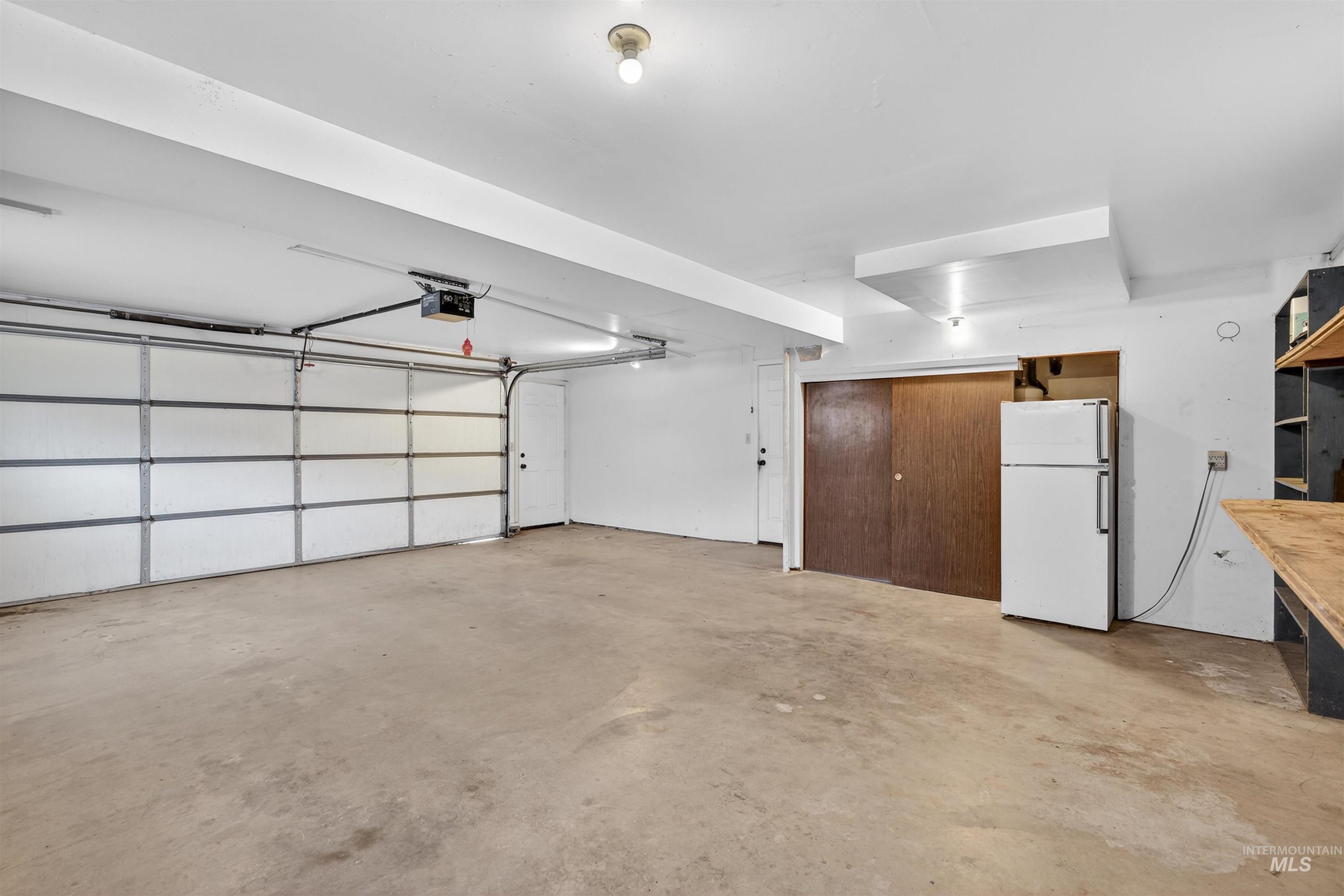 1031 16th Avenue, Clarkston, Washington 99403, 4 Bedrooms, 3 Bathrooms, Residential For Sale, Price $389,000,MLS 98973593