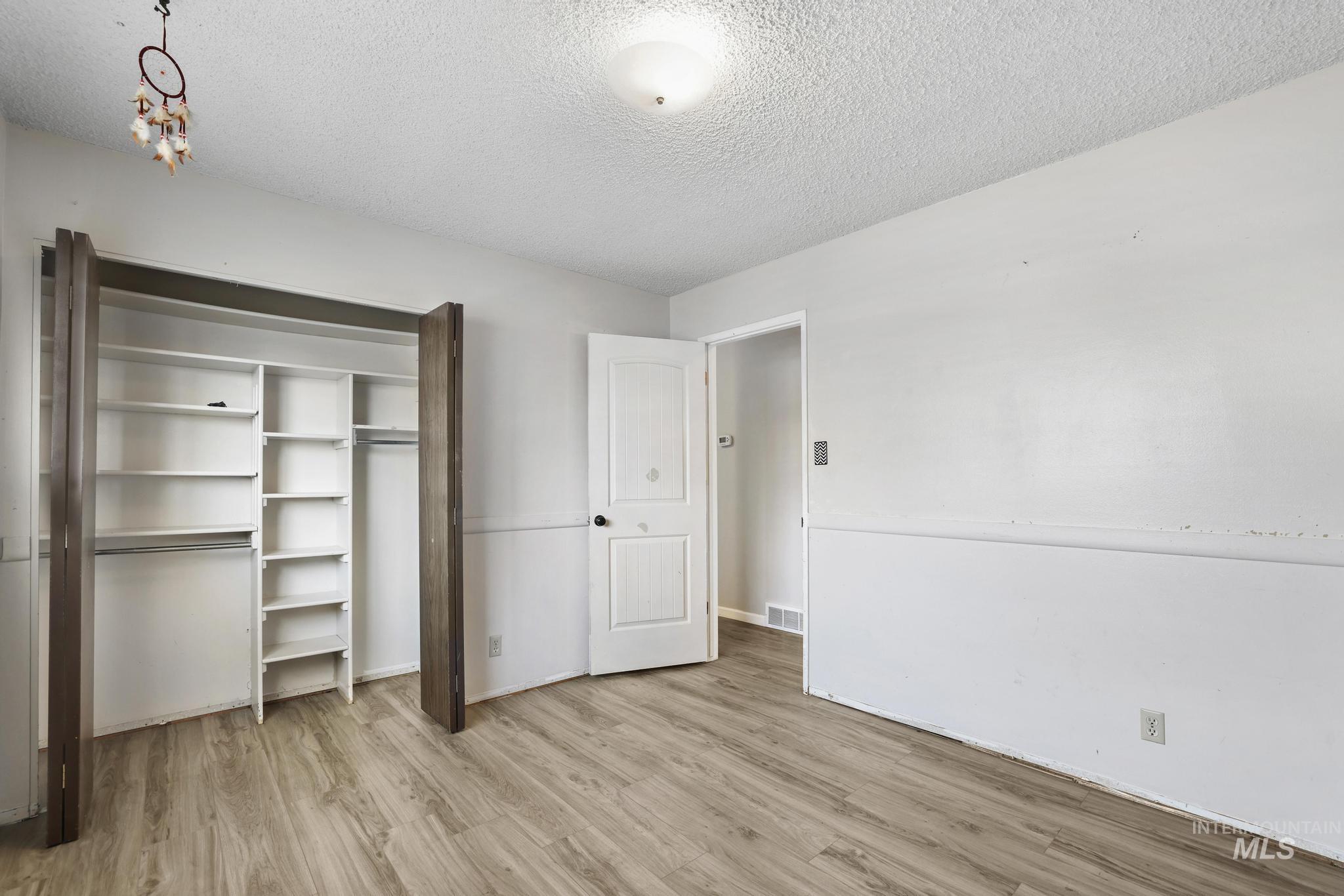 745 Newport St., Twin Falls, Idaho 83301, 5 Bedrooms, 3 Bathrooms, Residential For Sale, Price $415,000,MLS 98973594