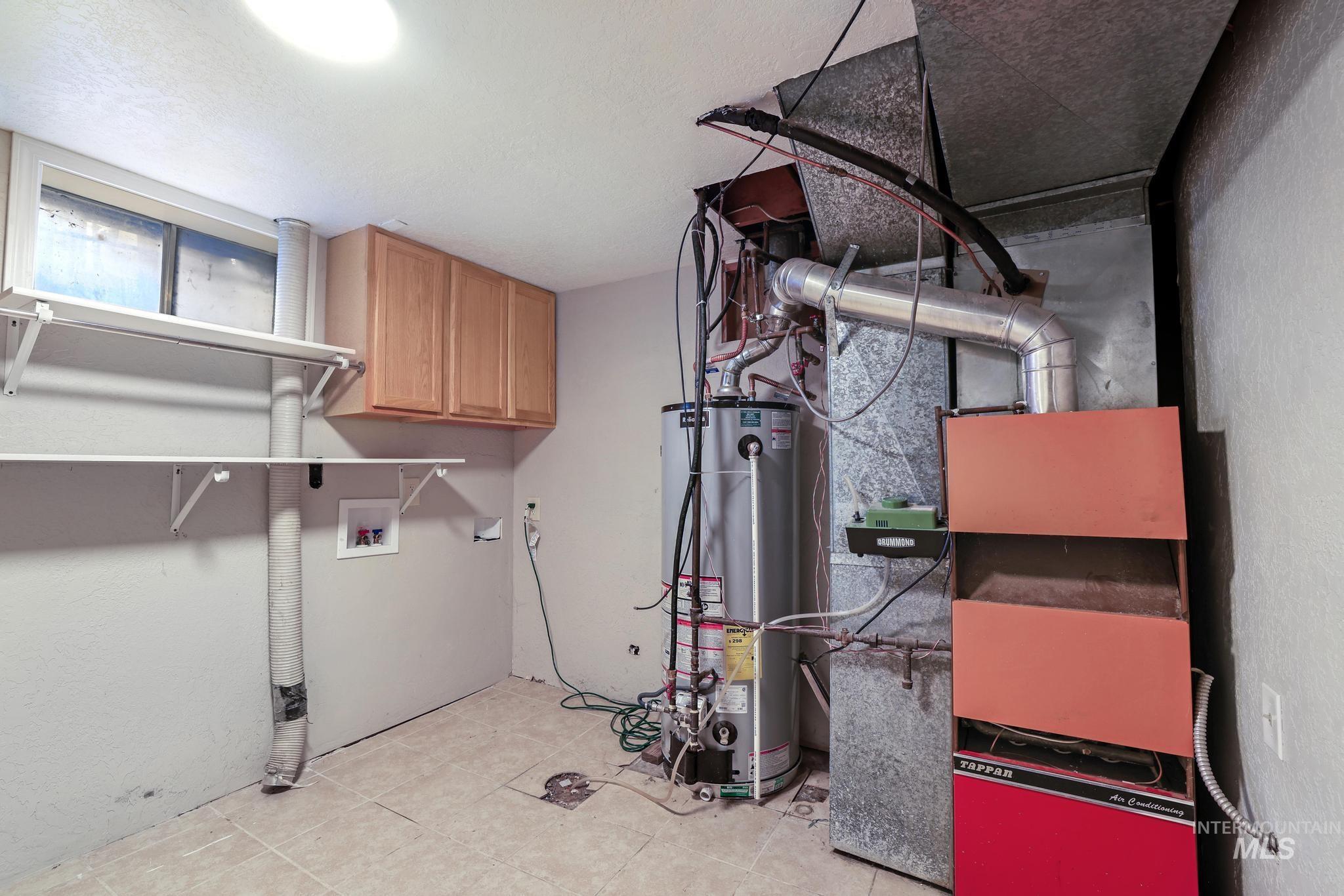 745 Newport St., Twin Falls, Idaho 83301, 5 Bedrooms, 3 Bathrooms, Residential For Sale, Price $415,000,MLS 98973594