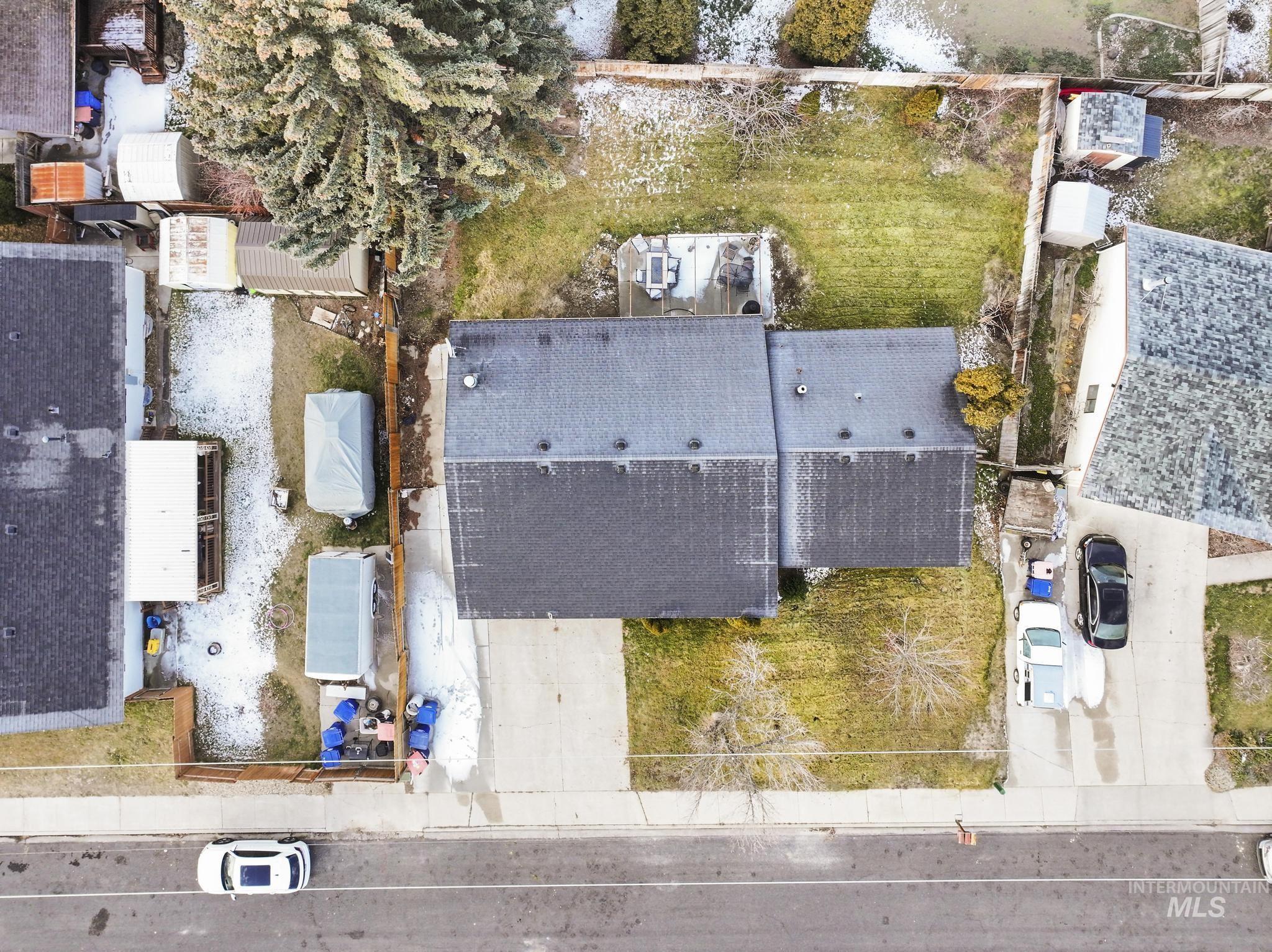 745 Newport St., Twin Falls, Idaho 83301, 5 Bedrooms, 3 Bathrooms, Residential For Sale, Price $415,000,MLS 98973594