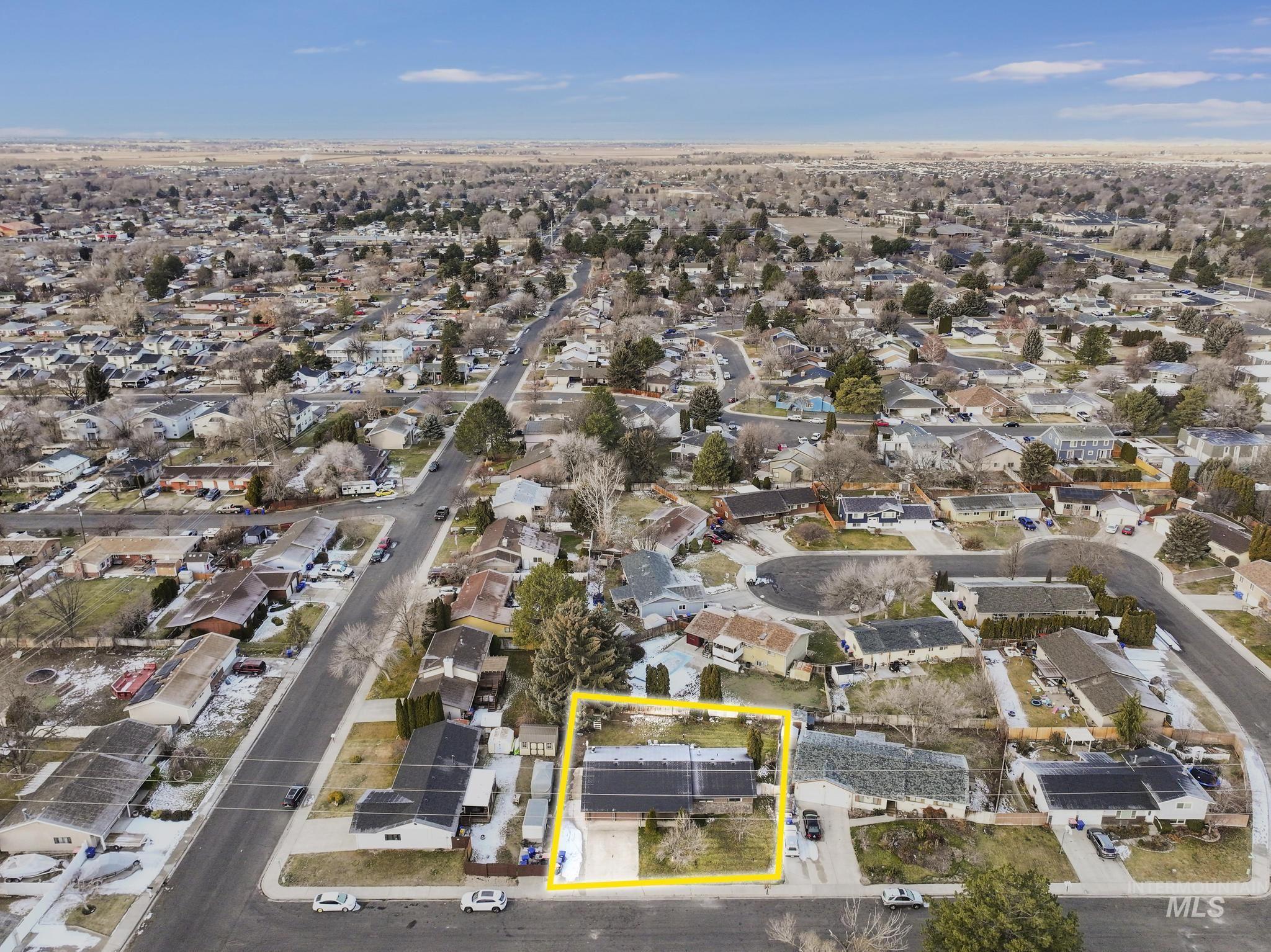 745 Newport St., Twin Falls, Idaho 83301, 5 Bedrooms, 3 Bathrooms, Residential For Sale, Price $415,000,MLS 98973594