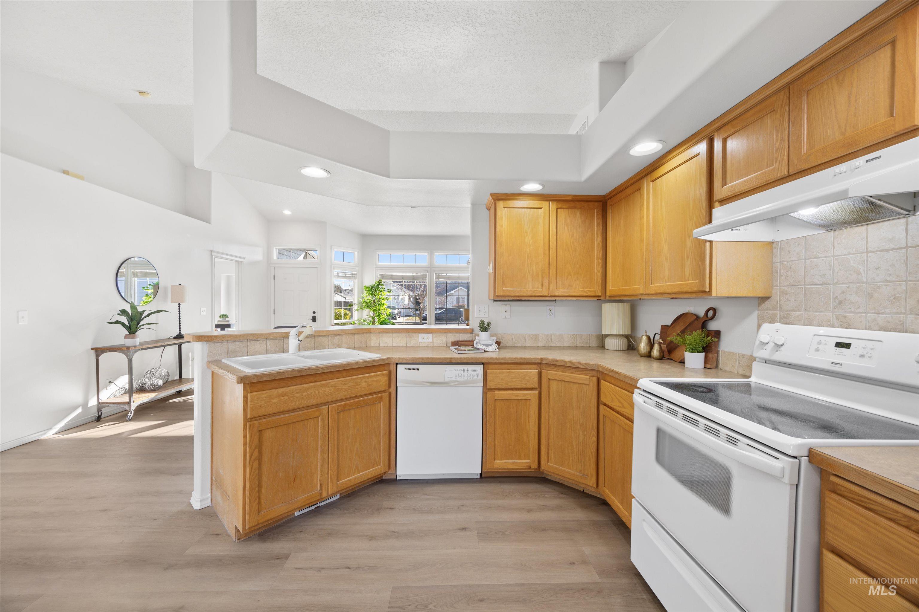 4122 E Roan Meadow, Nampa, Idaho 83687, 4 Bedrooms, 2 Bathrooms, Residential For Sale, Price $400,000,MLS 98973595