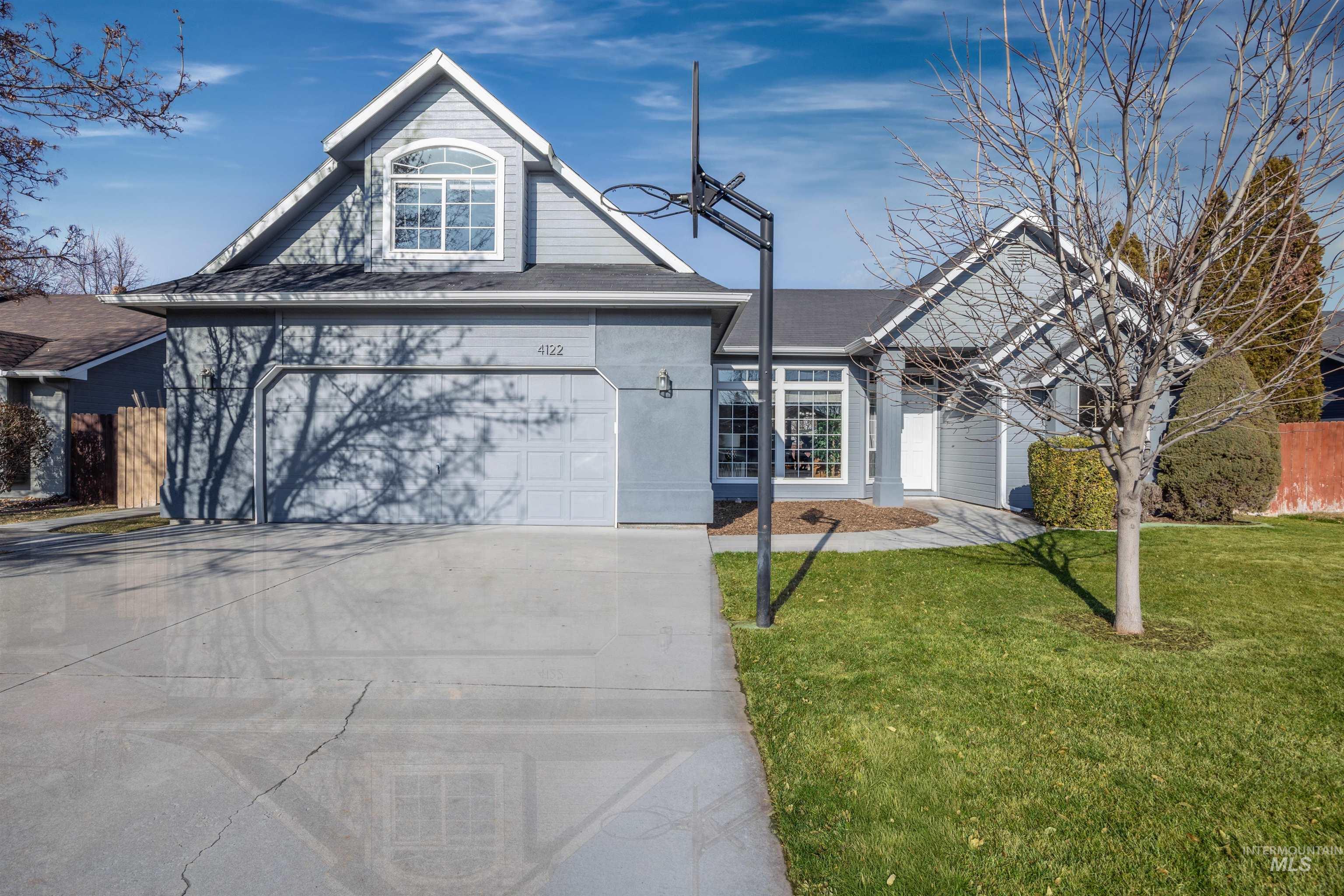 4122 E Roan Meadow, Nampa, Idaho 83687, 4 Bedrooms, 2 Bathrooms, Residential For Sale, Price $400,000,MLS 98973595