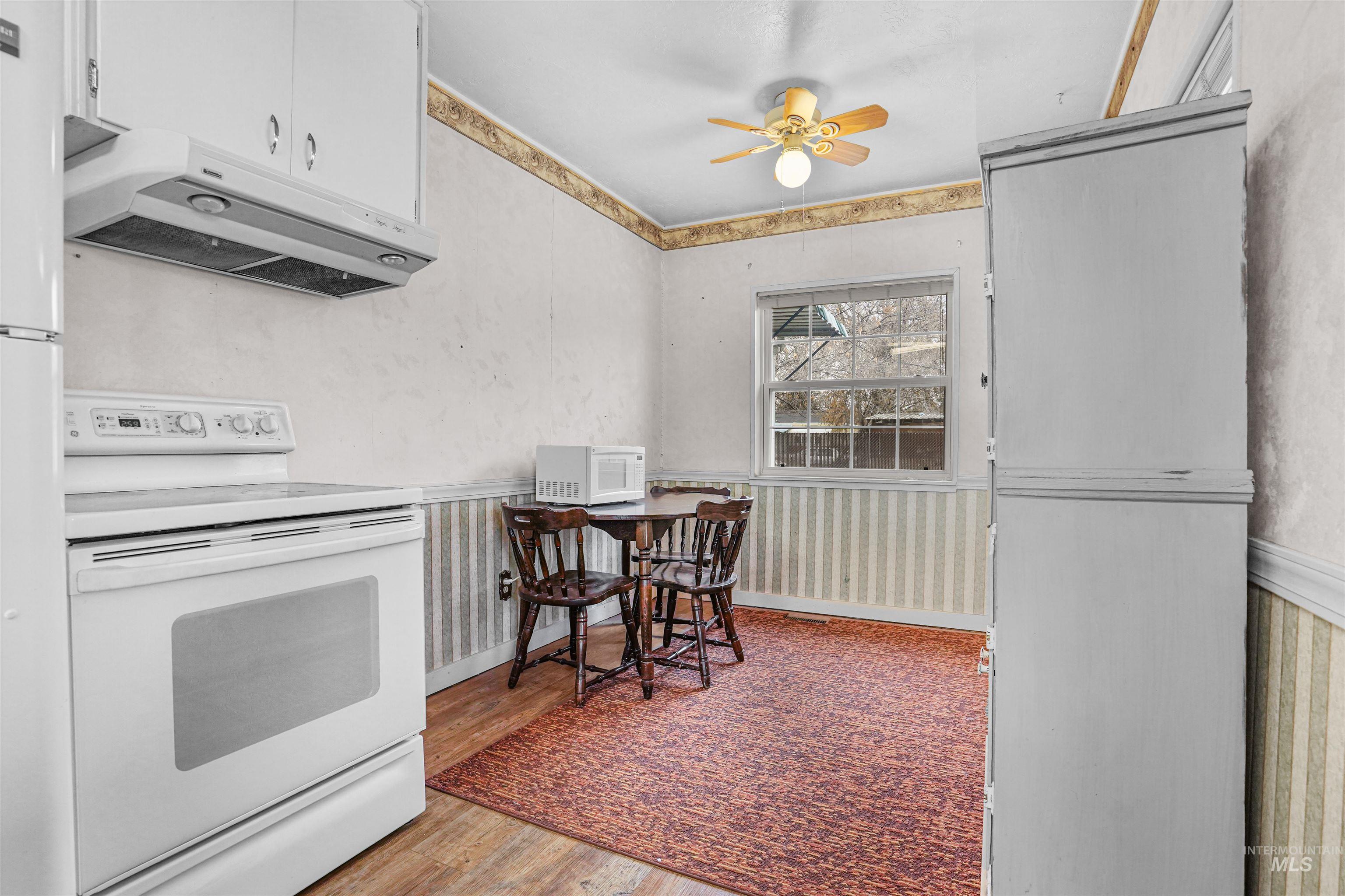 714 4th Ave East, Gooding, Idaho 83330, 2 Bedrooms, 1 Bathroom, Residential For Sale, Price $225,000,MLS 98973598