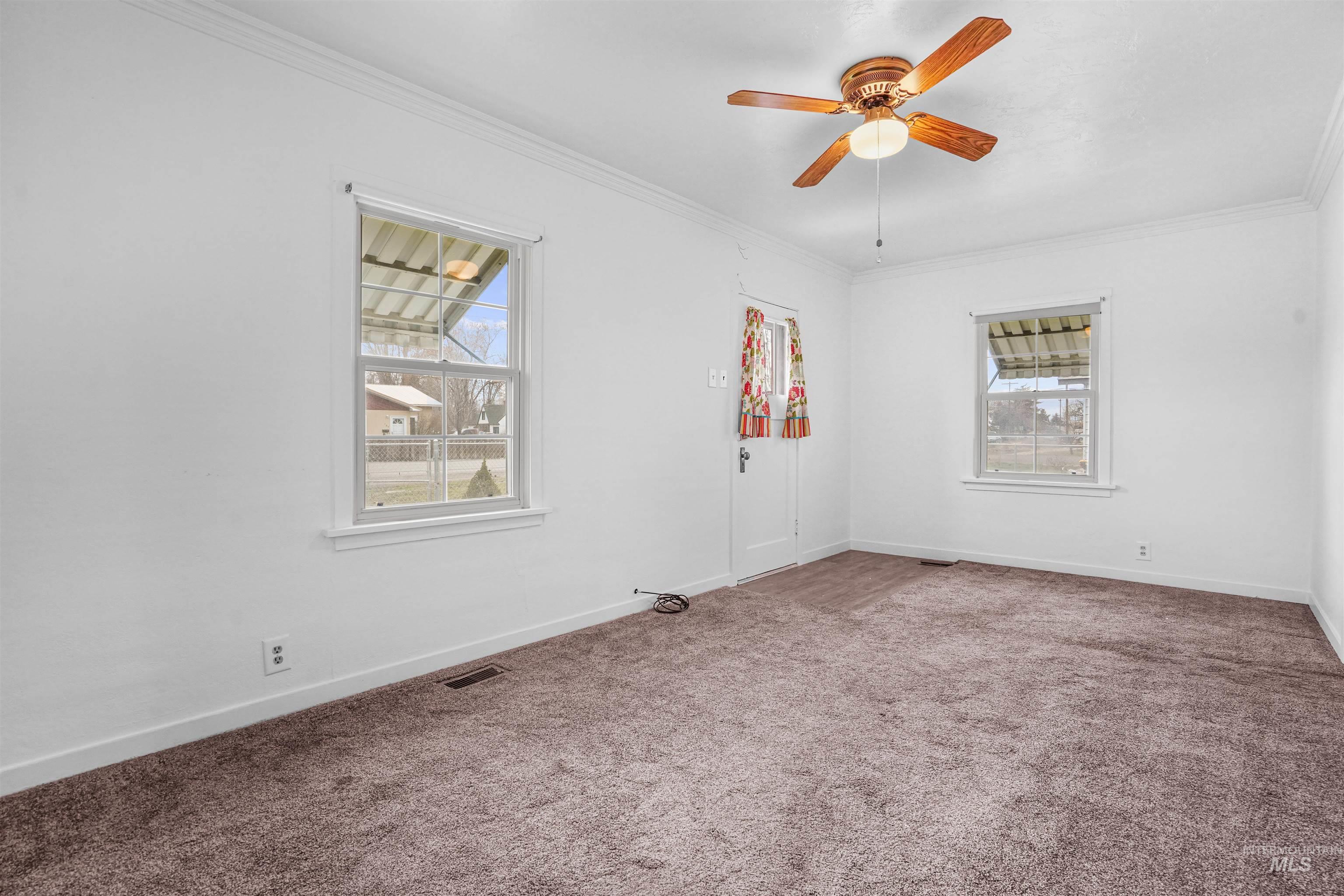 714 4th Ave East, Gooding, Idaho 83330, 2 Bedrooms, 1 Bathroom, Residential For Sale, Price $225,000,MLS 98973598