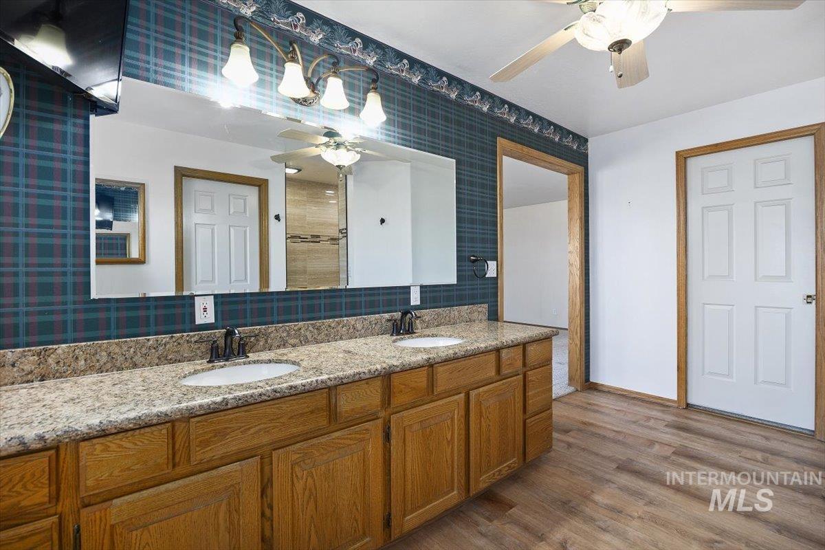 474 Kay Dr., Twin Falls, Idaho 83301, 4 Bedrooms, 4 Bathrooms, Residential For Sale, Price $925,000,MLS 98973599