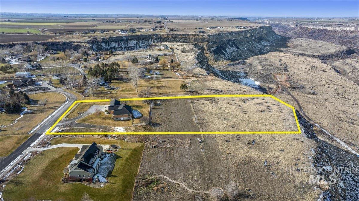 474 Kay Dr., Twin Falls, Idaho 83301, 4 Bedrooms, 4 Bathrooms, Residential For Sale, Price $925,000,MLS 98973599