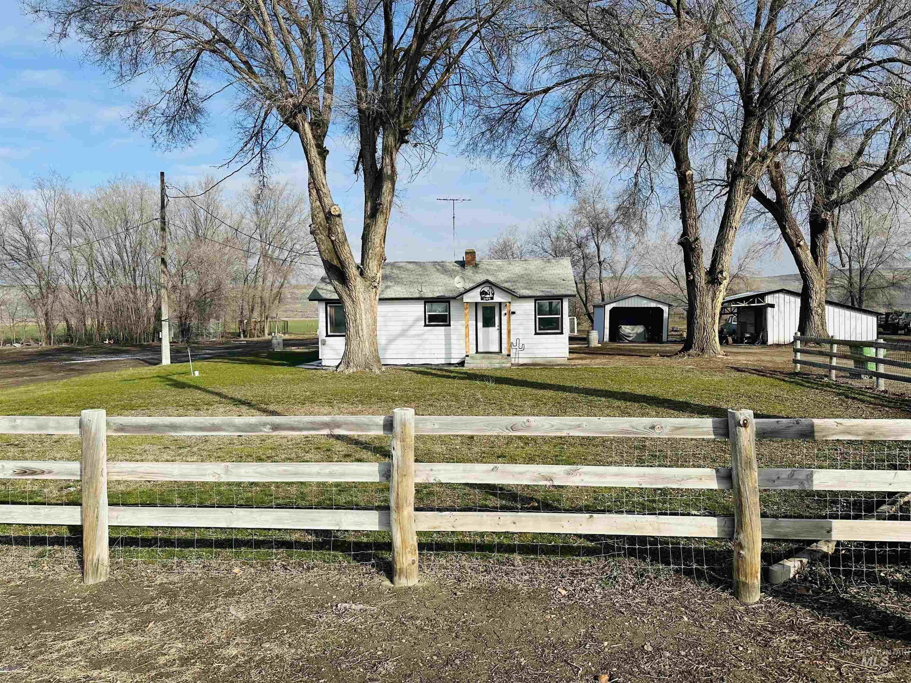 260 Hwy 95, Weiser, Idaho 83672, 2 Bedrooms, 1 Bathroom, Residential For Sale, Price $475,000,MLS 98973601
