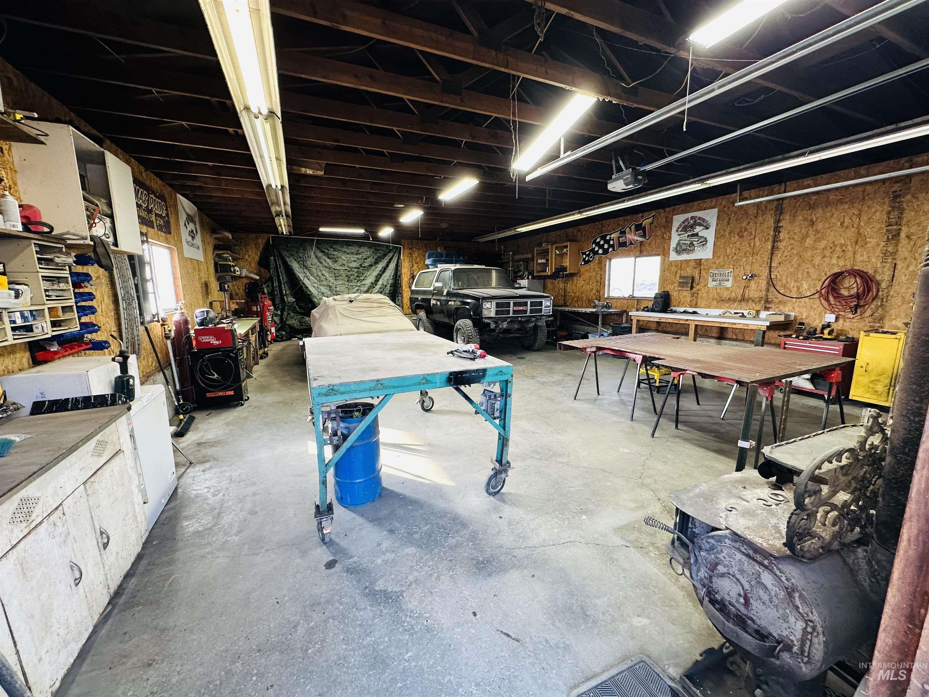 260 Hwy 95, Weiser, Idaho 83672, 2 Bedrooms, 1 Bathroom, Residential For Sale, Price $475,000,MLS 98973601