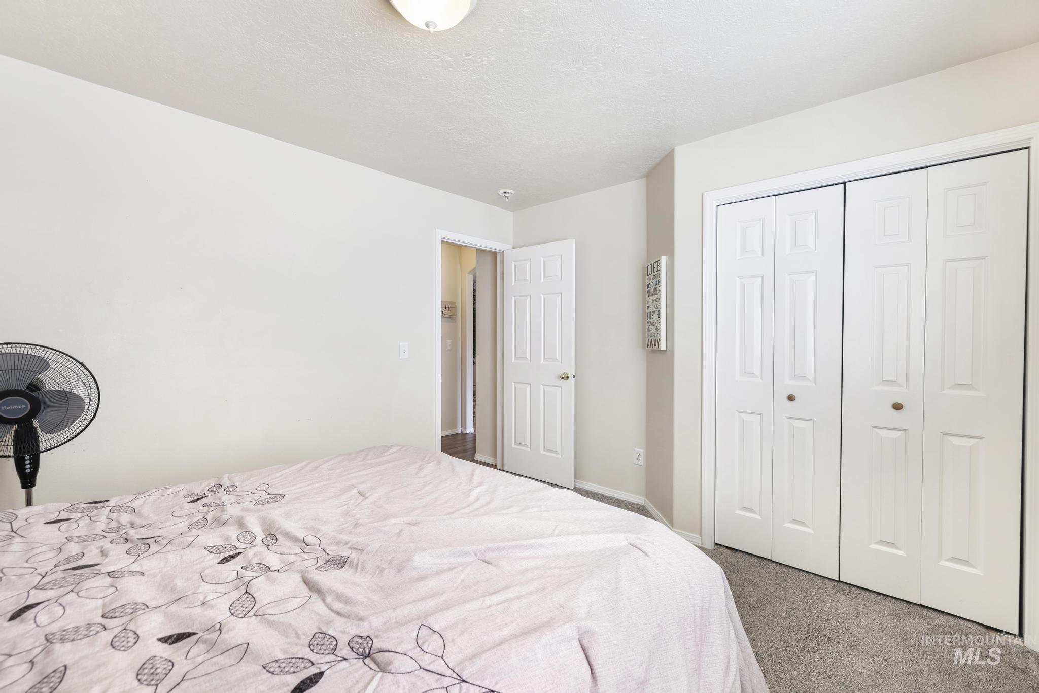 1731 & 1733 Dora Dr N, Twin Falls, Idaho 83301, 3 Bedrooms, 2 Bathrooms, Residential Income For Sale, Price $589,000,MLS 98973603