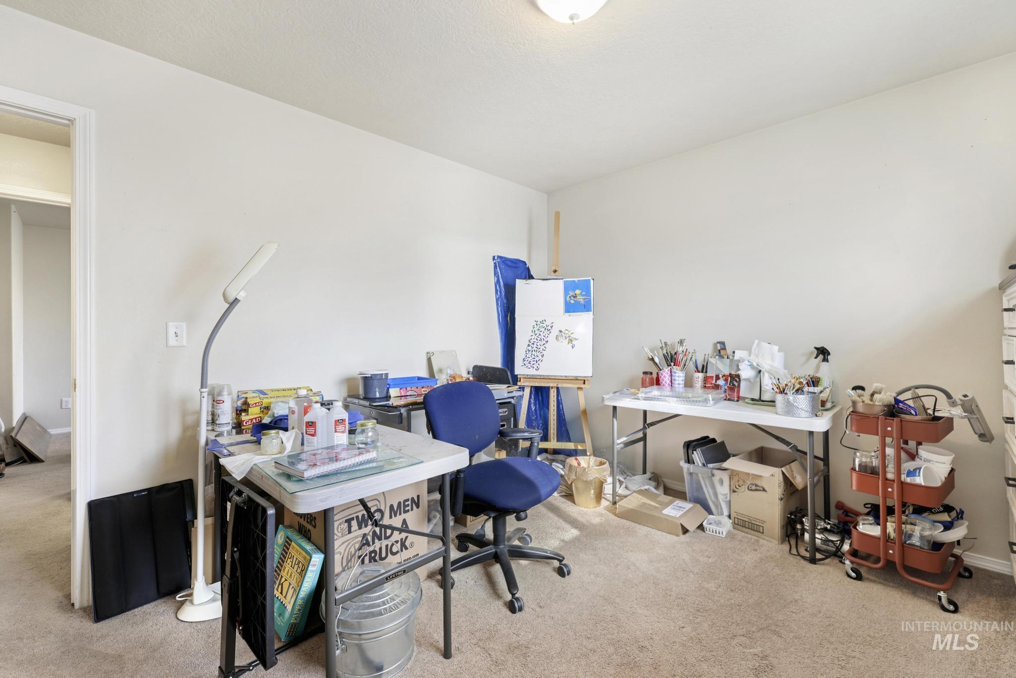 1731 & 1733 Dora Dr N, Twin Falls, Idaho 83301, 3 Bedrooms, 2 Bathrooms, Residential Income For Sale, Price $589,000,MLS 98973603