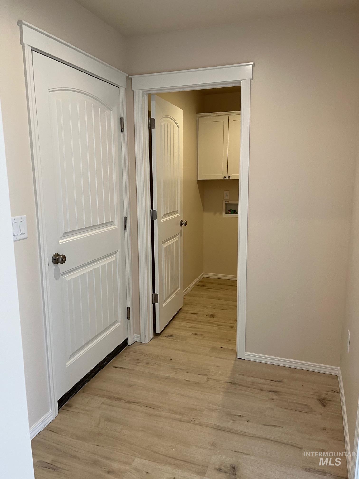 1115 Meadow Lake Loop, Buhl, Idaho 83316, 3 Bedrooms, 2 Bathrooms, Residential For Sale, Price $361,900,MLS 98973605