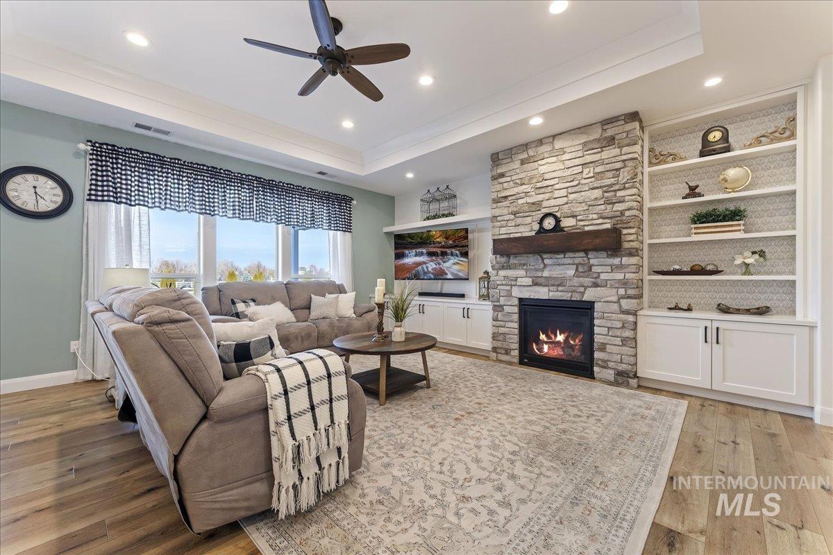 15082 Pronghorn Dr, Caldwell, Idaho 83607, 3 Bedrooms, 2.5 Bathrooms, Residential For Sale, Price $995,000,MLS 98973606