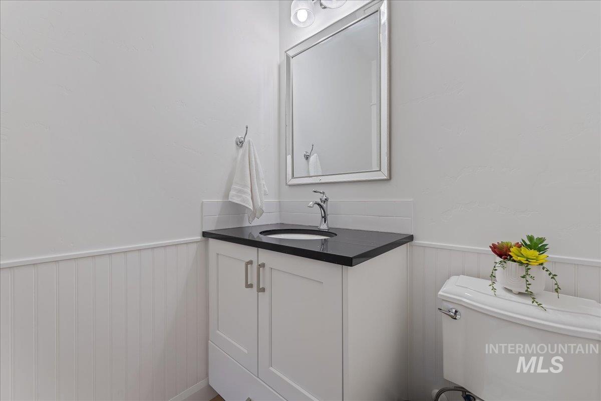 15082 Pronghorn Dr, Caldwell, Idaho 83607, 3 Bedrooms, 2.5 Bathrooms, Residential For Sale, Price $995,000,MLS 98973606