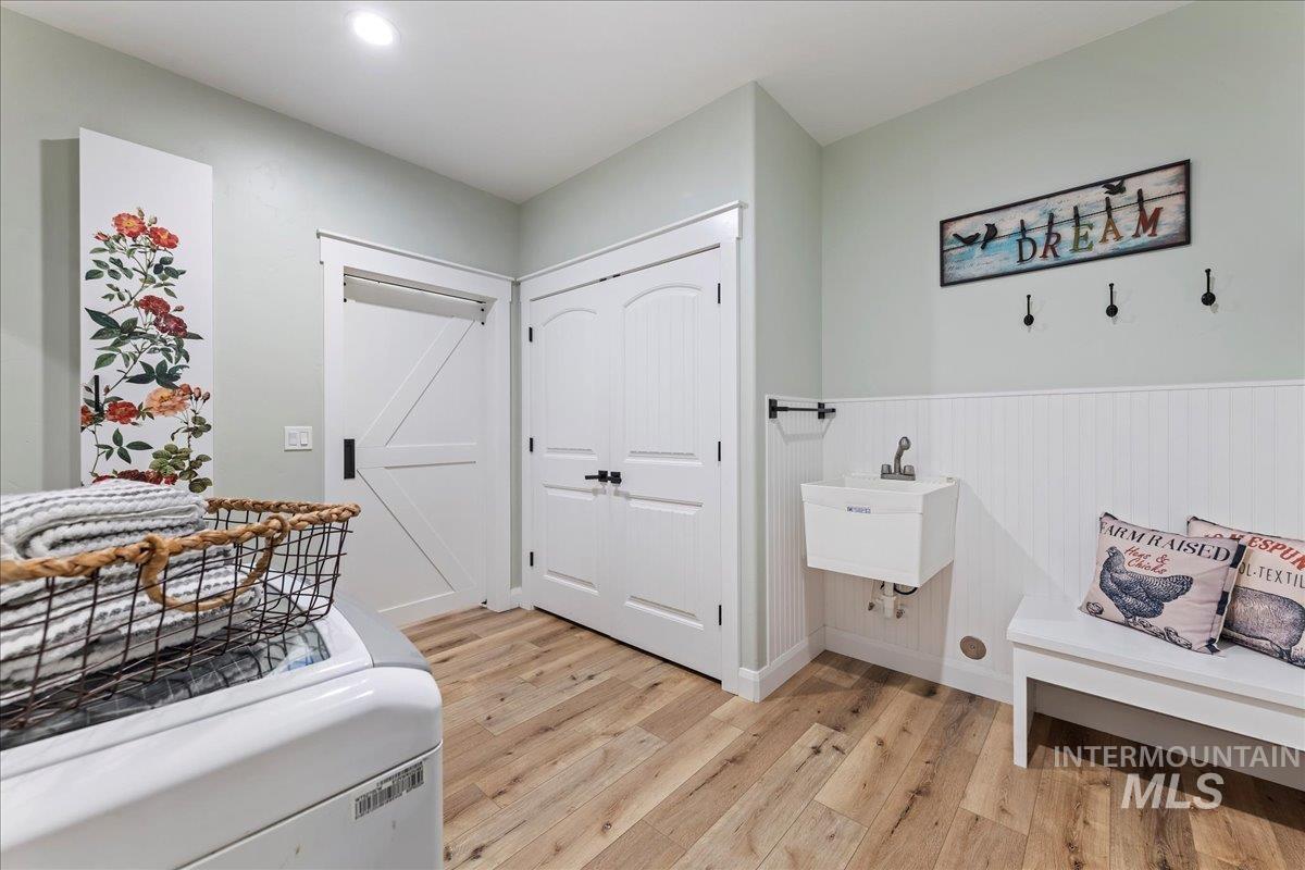 15082 Pronghorn Dr, Caldwell, Idaho 83607, 3 Bedrooms, 2.5 Bathrooms, Residential For Sale, Price $995,000,MLS 98973606