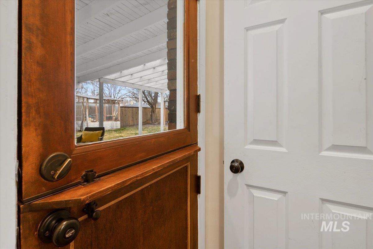 419 N Avenue E, Boise, Idaho 83712, 4 Bedrooms, 2 Bathrooms, Residential For Sale, Price $827,000,MLS 98973613