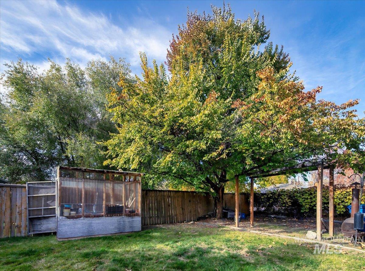419 N Avenue E, Boise, Idaho 83712, 4 Bedrooms, 2 Bathrooms, Residential For Sale, Price $827,000,MLS 98973613