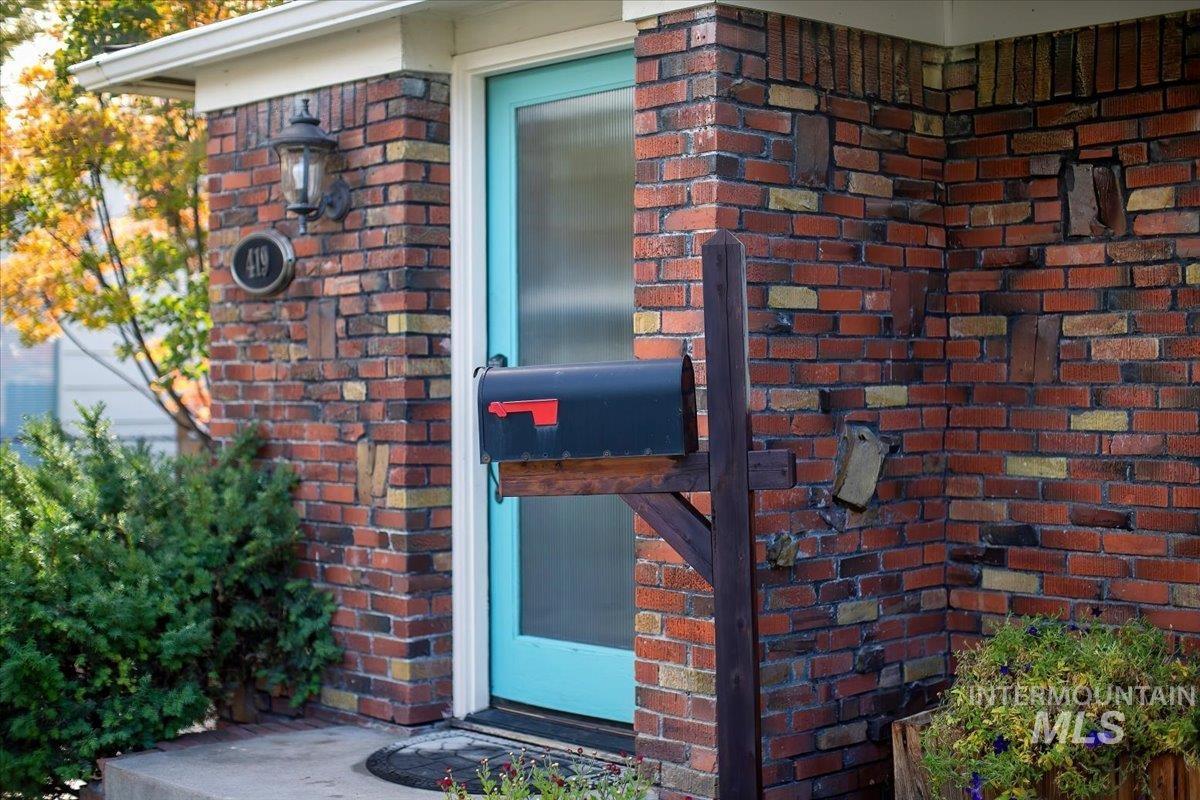 419 N Avenue E, Boise, Idaho 83712, 4 Bedrooms, 2 Bathrooms, Residential For Sale, Price $827,000,MLS 98973613