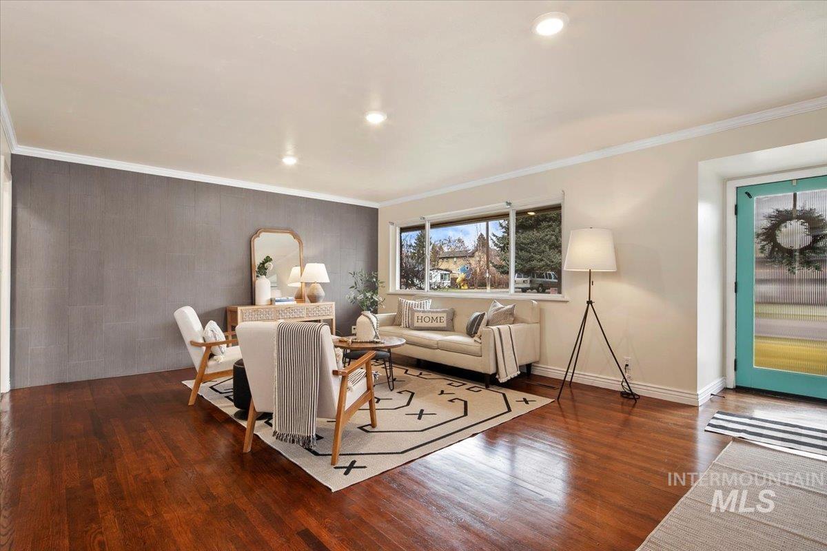 419 N Avenue E, Boise, Idaho 83712, 4 Bedrooms, 2 Bathrooms, Residential For Sale, Price $827,000,MLS 98973613