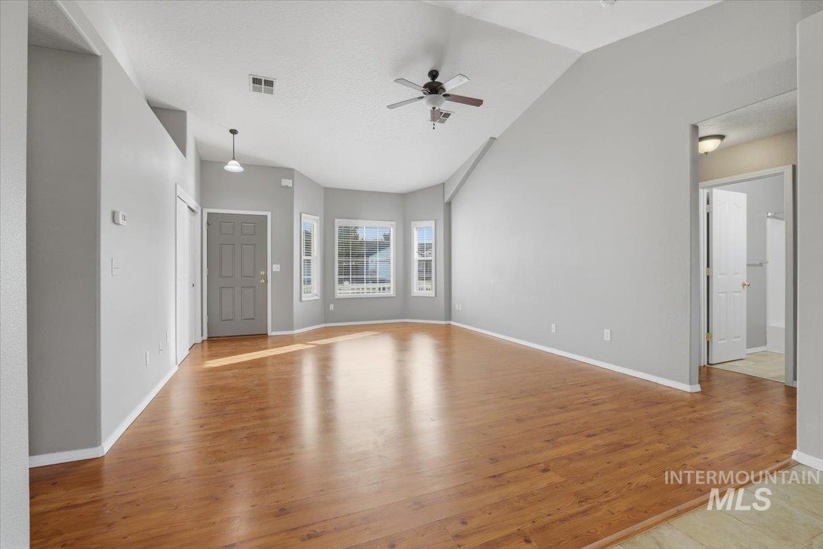 3273 N Chatterton Way, Boise, Idaho 83713, 3 Bedrooms, 2 Bathrooms, Residential For Sale, Price $409,999,MLS 98973617