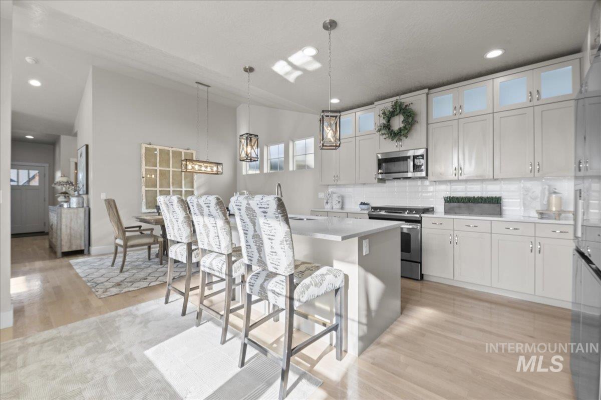 2856 S. Wise Way, Boise, Idaho 83716, 4 Bedrooms, 3 Bathrooms, Residential For Sale, Price $859,000,MLS 98973620