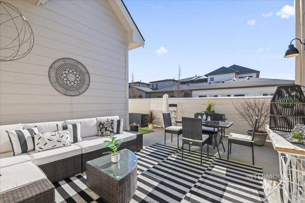 2856 S. Wise Way, Boise, Idaho 83716, 4 Bedrooms, 3 Bathrooms, Residential For Sale, Price $859,000,MLS 98973620