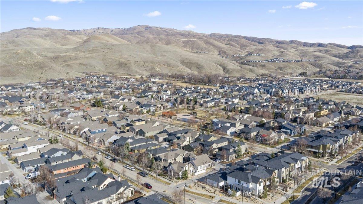 2856 S. Wise Way, Boise, Idaho 83716, 4 Bedrooms, 3 Bathrooms, Residential For Sale, Price $859,000,MLS 98973620