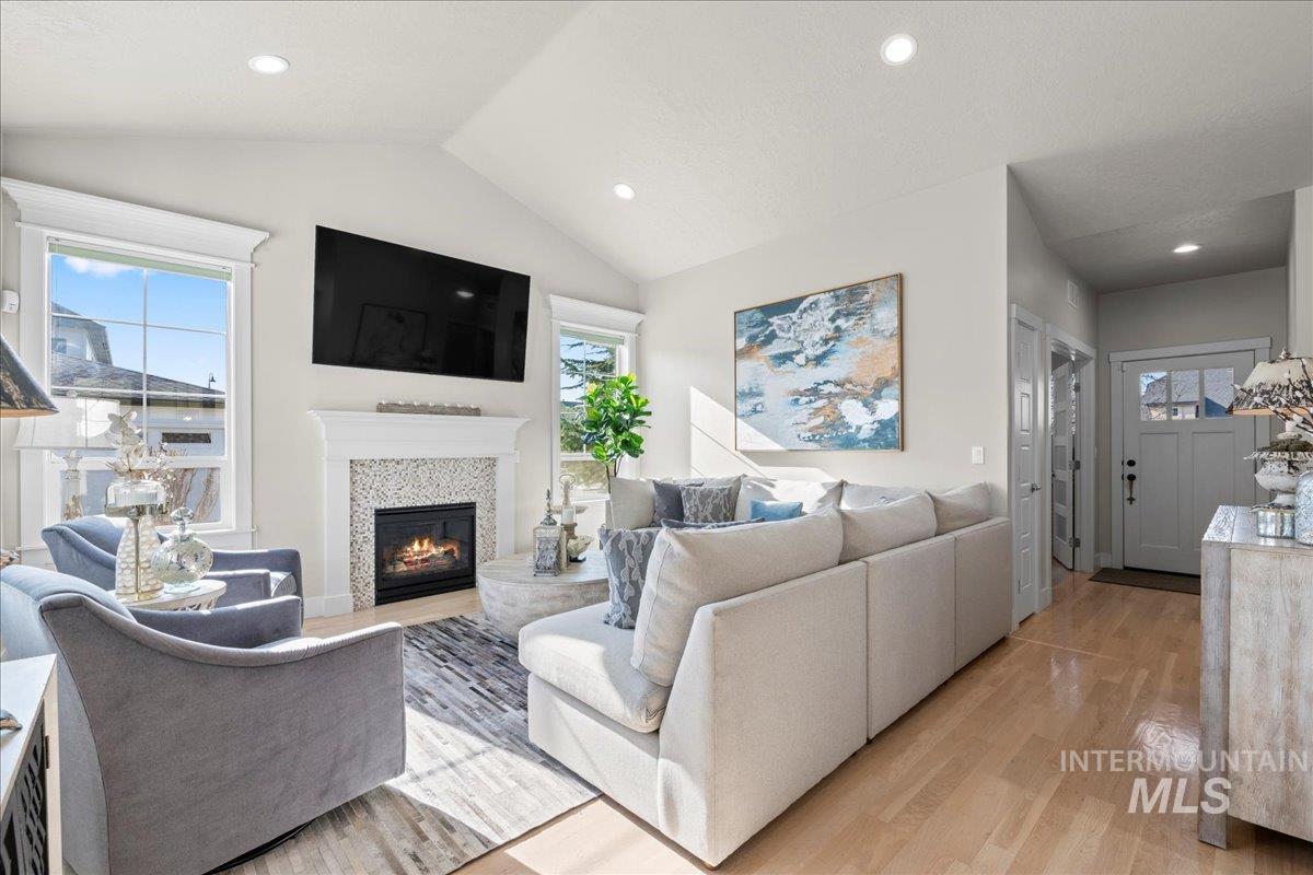 2856 S. Wise Way, Boise, Idaho 83716, 4 Bedrooms, 3 Bathrooms, Residential For Sale, Price $859,000,MLS 98973620