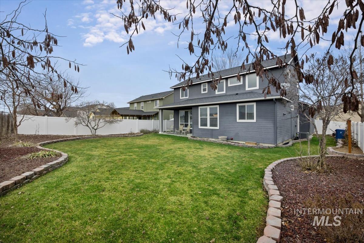 1915 W Aberdeen Ave, Nampa, Idaho 83686, 3 Bedrooms, 2.5 Bathrooms, Residential For Sale, Price $459,900,MLS 98973621