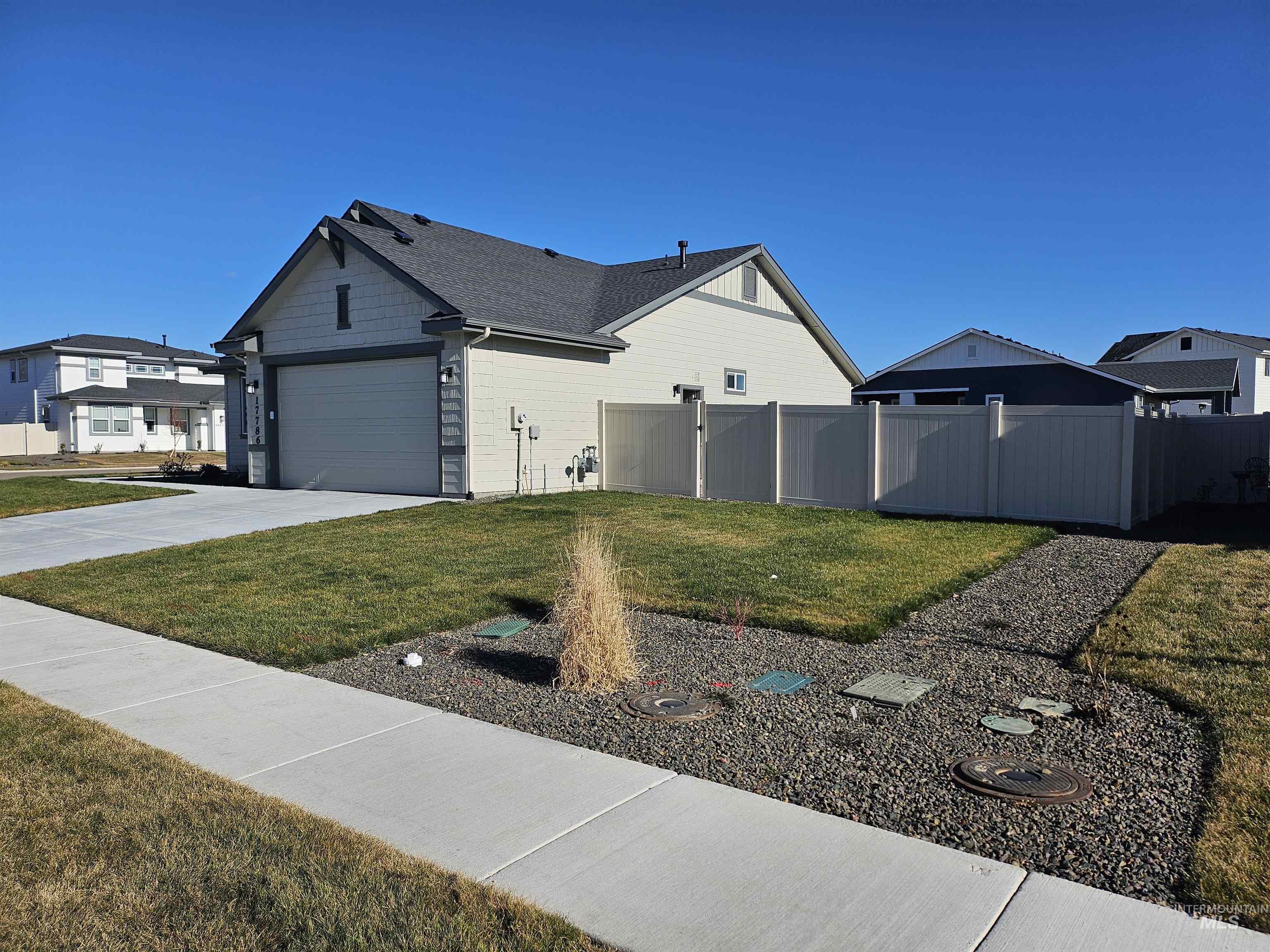 17786 N Peltzer, Nampa, Idaho 83687, 3 Bedrooms, 2 Bathrooms, Residential For Sale, Price $476,500,MLS 98973623