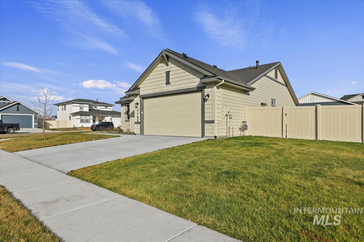 17786 N Peltzer, Nampa, Idaho 83687, 3 Bedrooms, 2 Bathrooms, Residential For Sale, Price $476,500, 98973623