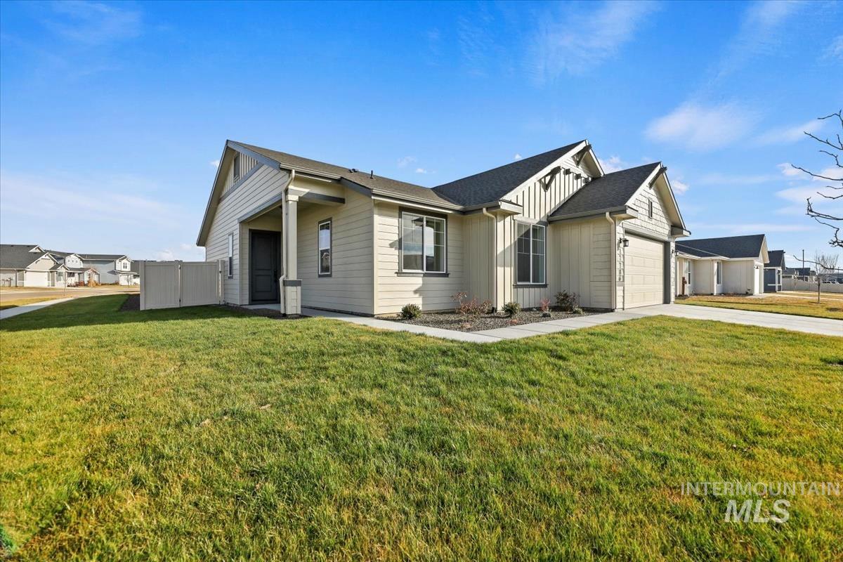 17786 N Peltzer, Nampa, Idaho 83687, 3 Bedrooms, 2 Bathrooms, Residential For Sale, Price $476,500, 98973623