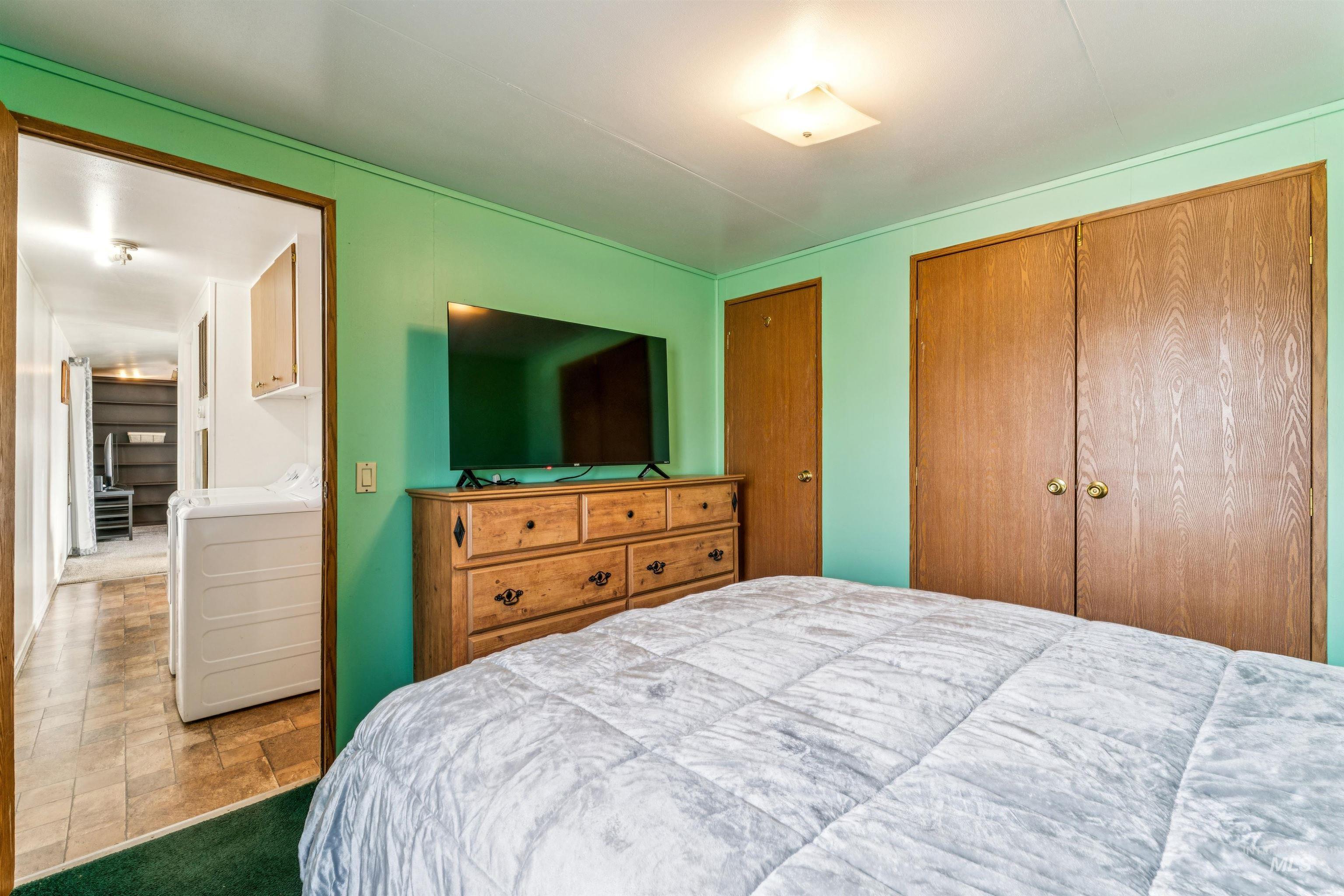 131 Adams St, Horseshoe Bend, Idaho 83629, 2 Bedrooms, 1 Bathroom, Residential For Sale, Price $225,000,MLS 98973625