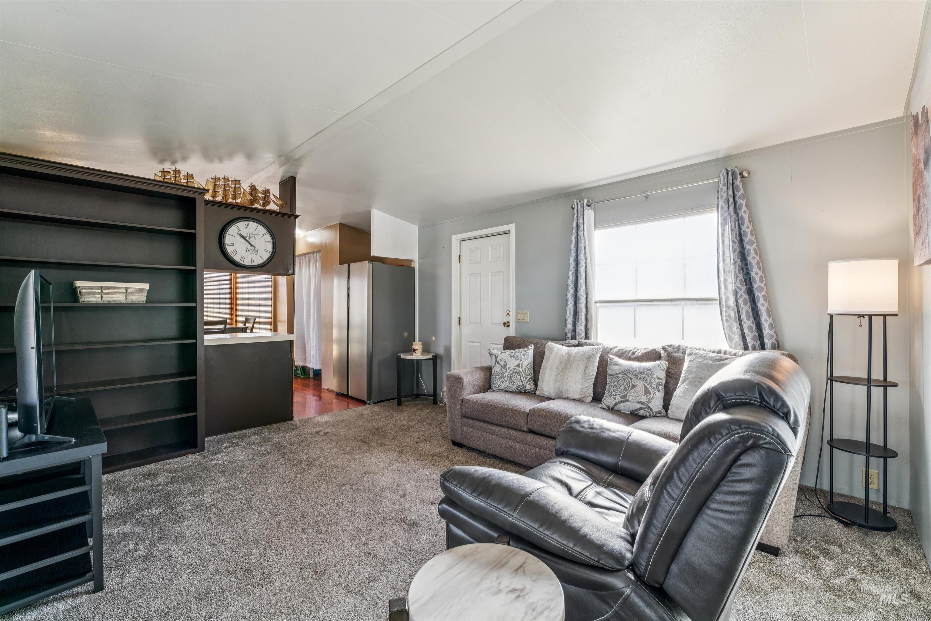 131 Adams St, Horseshoe Bend, Idaho 83629, 2 Bedrooms, 1 Bathroom, Residential For Sale, Price $225,000,MLS 98973625