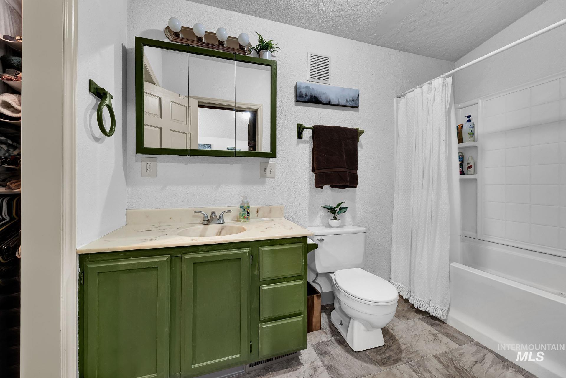 16985 Garnet Rd, Wilder, Idaho 83676-5725, 4 Bedrooms, 2 Bathrooms, Residential For Sale, Price $649,500,MLS 98973626