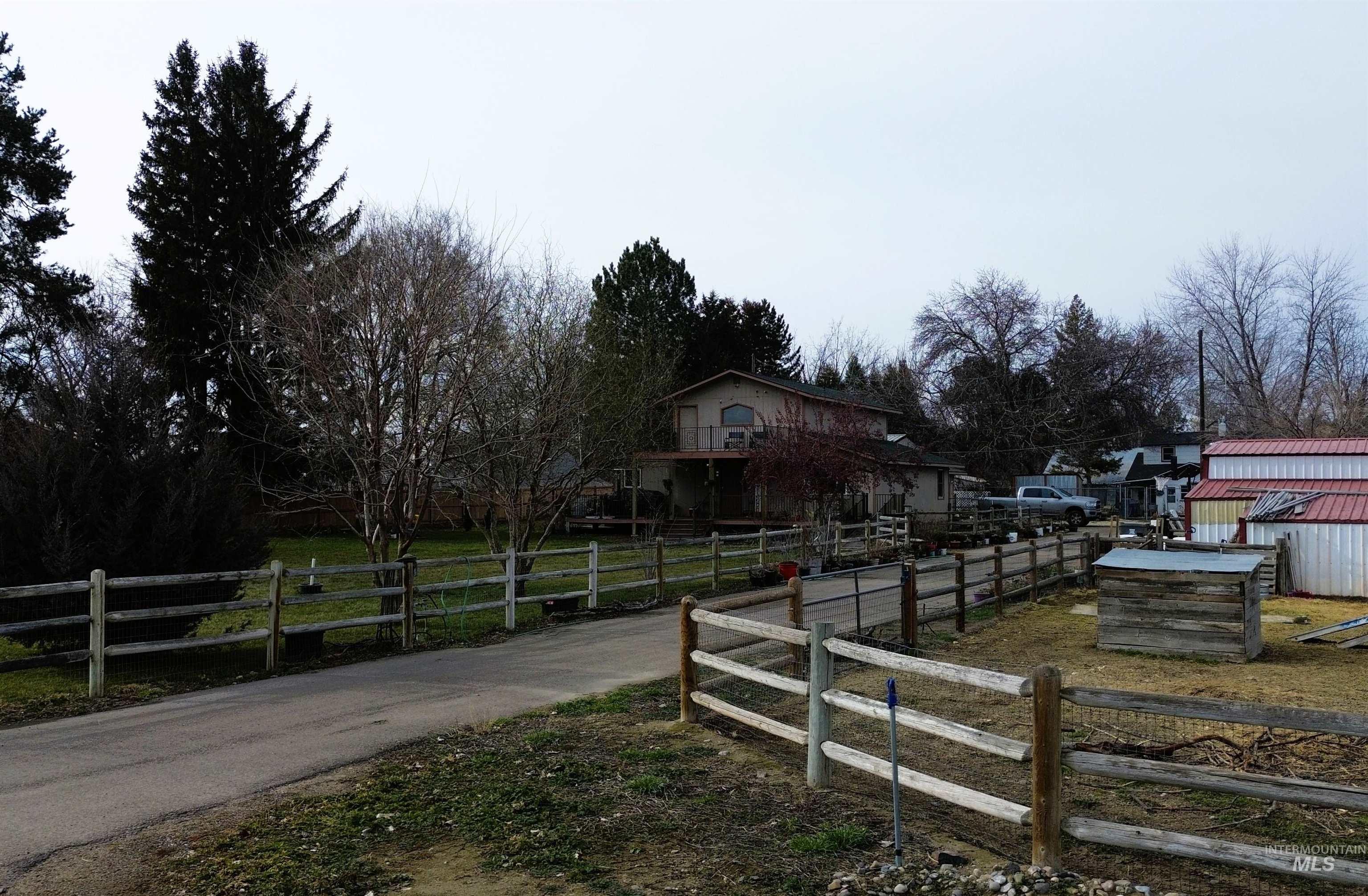 16985 Garnet Rd, Wilder, Idaho 83676-5725, 4 Bedrooms, 2 Bathrooms, Residential For Sale, Price $649,500,MLS 98973626