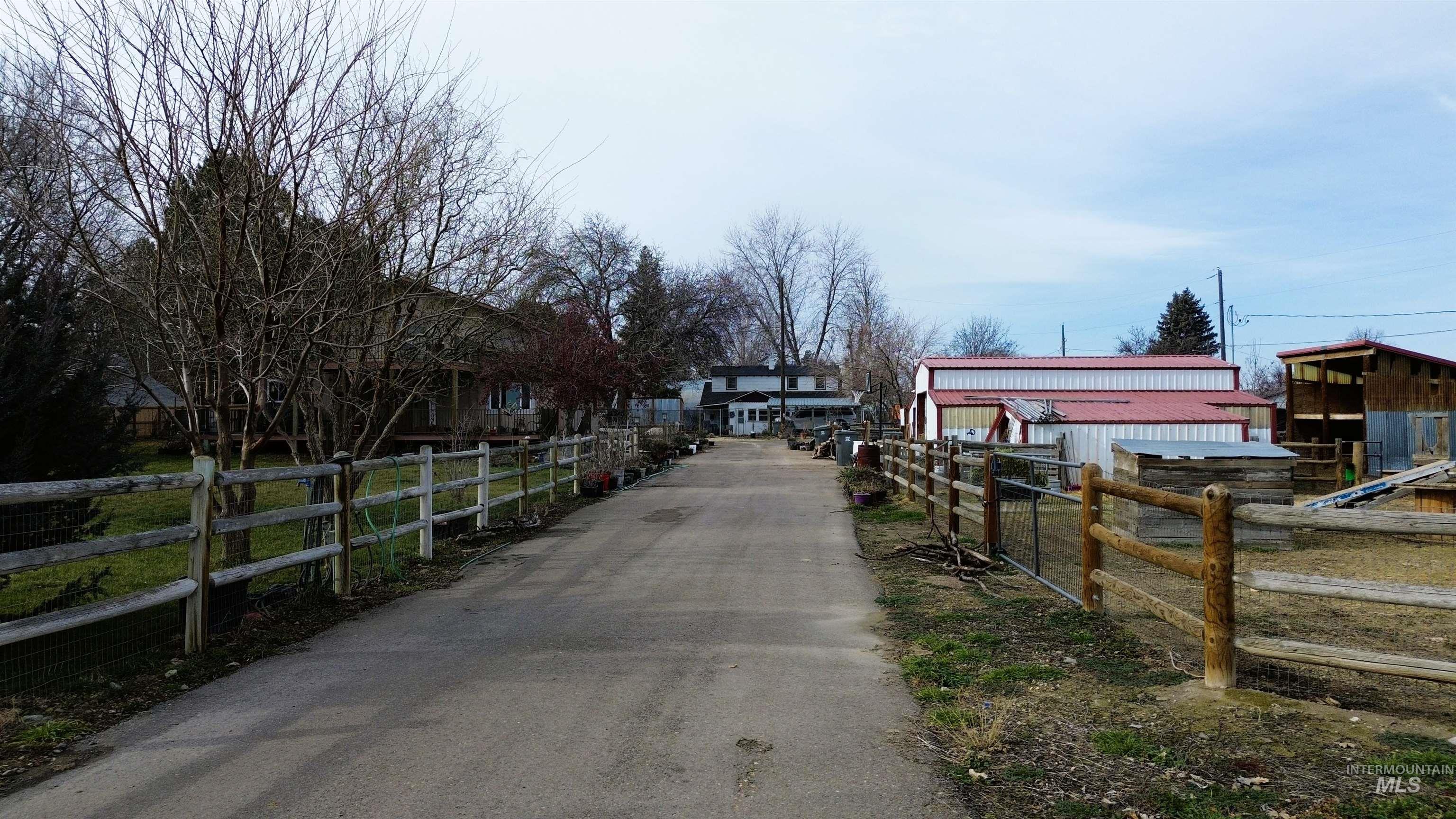 16985 Garnet Rd, Wilder, Idaho 83676-5725, 4 Bedrooms, 2 Bathrooms, Residential For Sale, Price $649,500,MLS 98973626