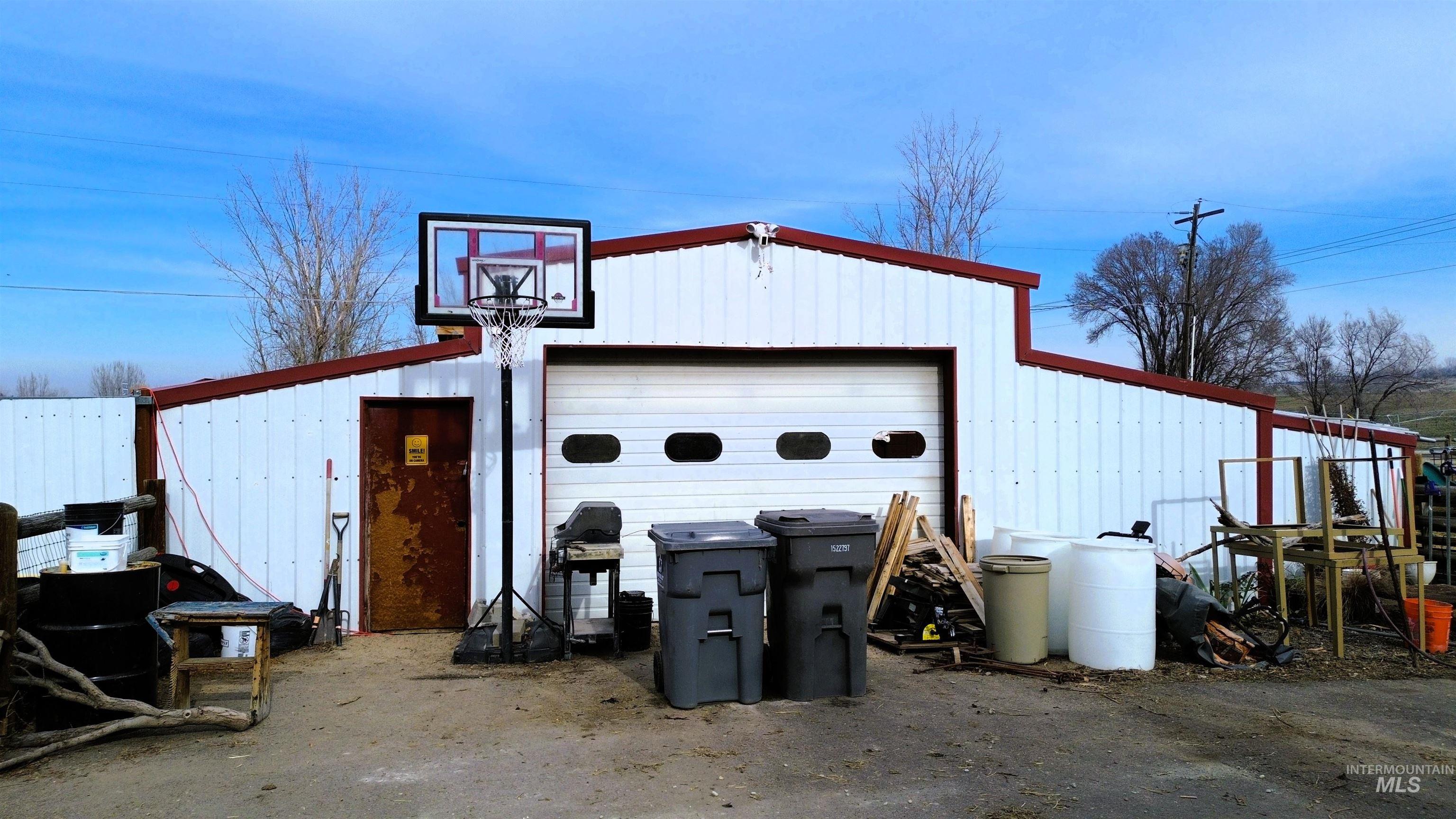 16985 Garnet Rd, Wilder, Idaho 83676-5725, 4 Bedrooms, 2 Bathrooms, Residential For Sale, Price $649,500,MLS 98973626